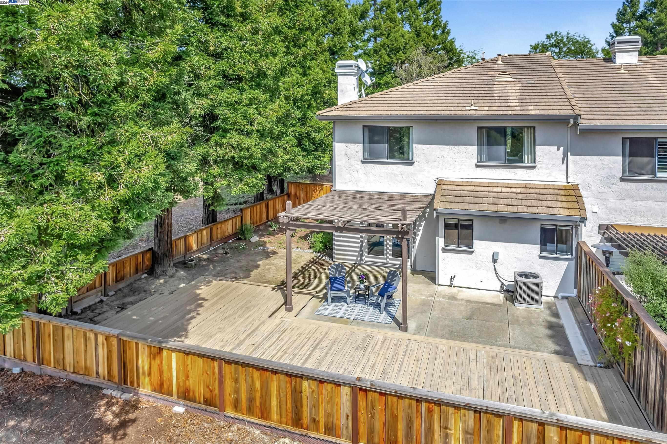49 Canyon Green Ct