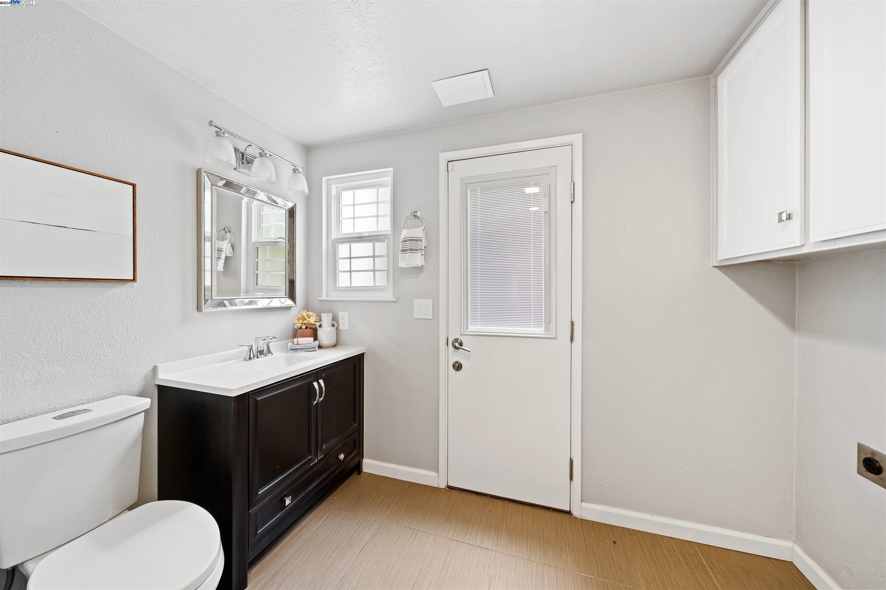 868 Ackerman Dr