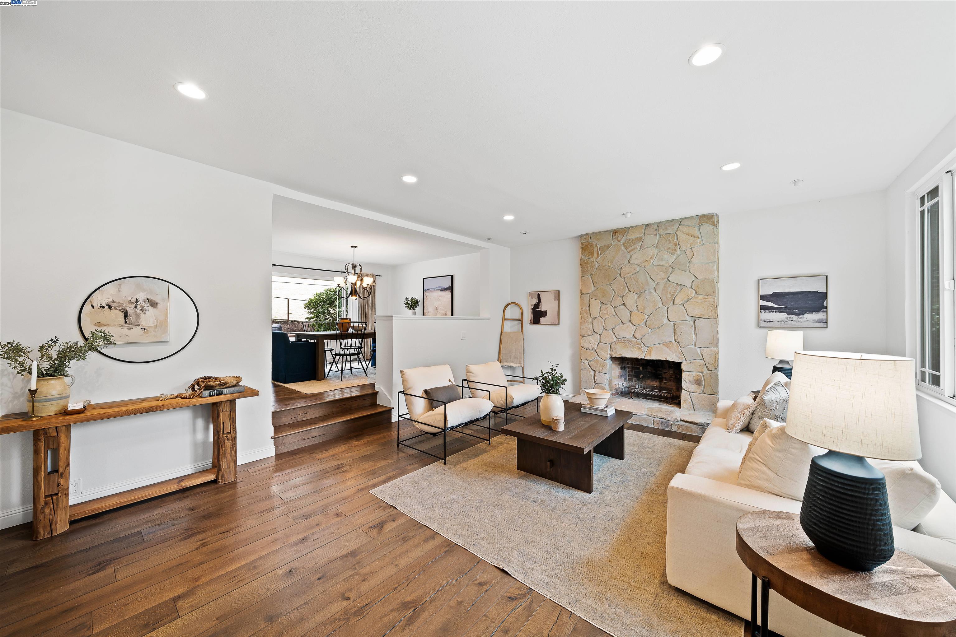 868 Ackerman Dr