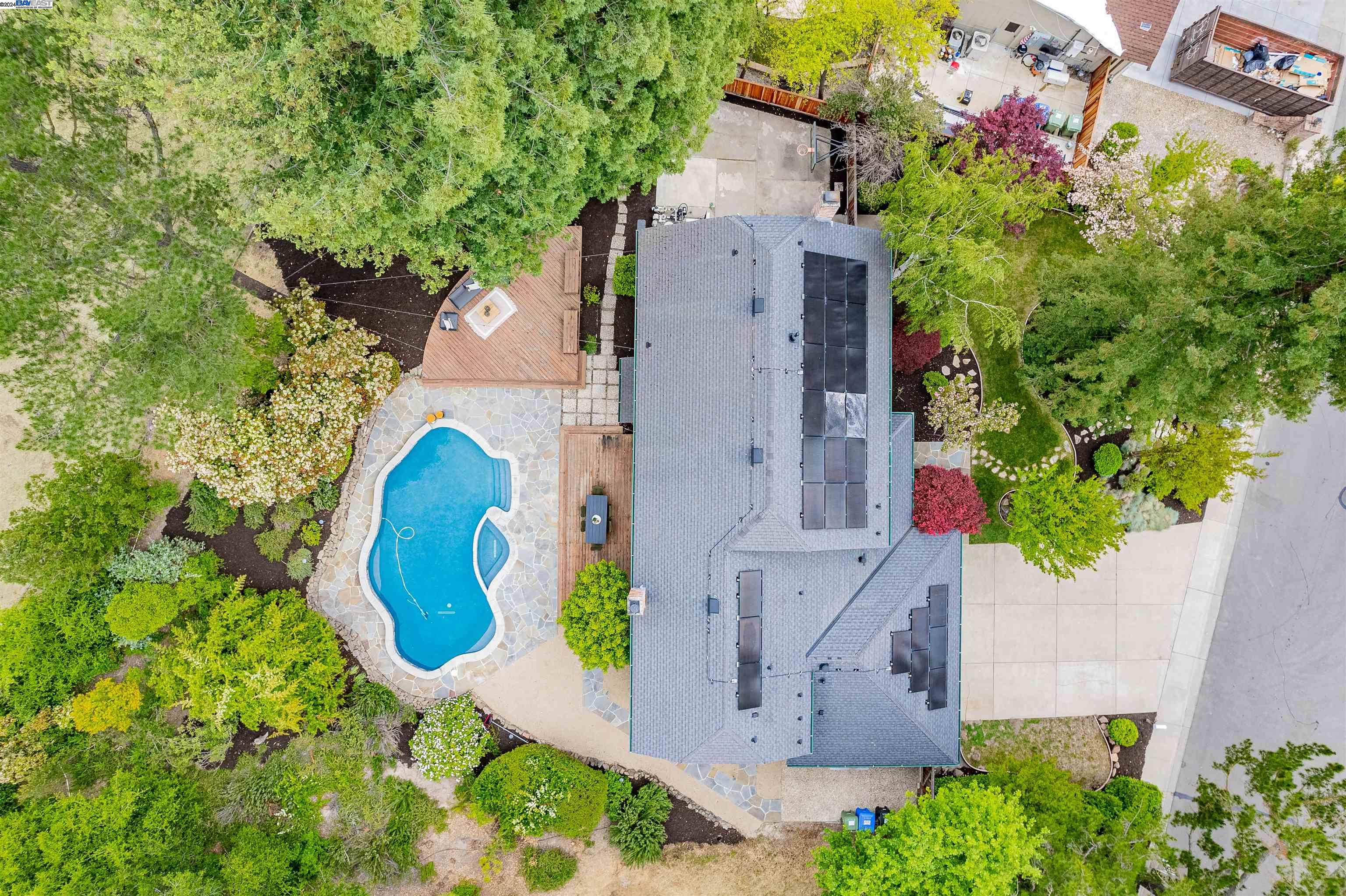 868 Ackerman Dr
