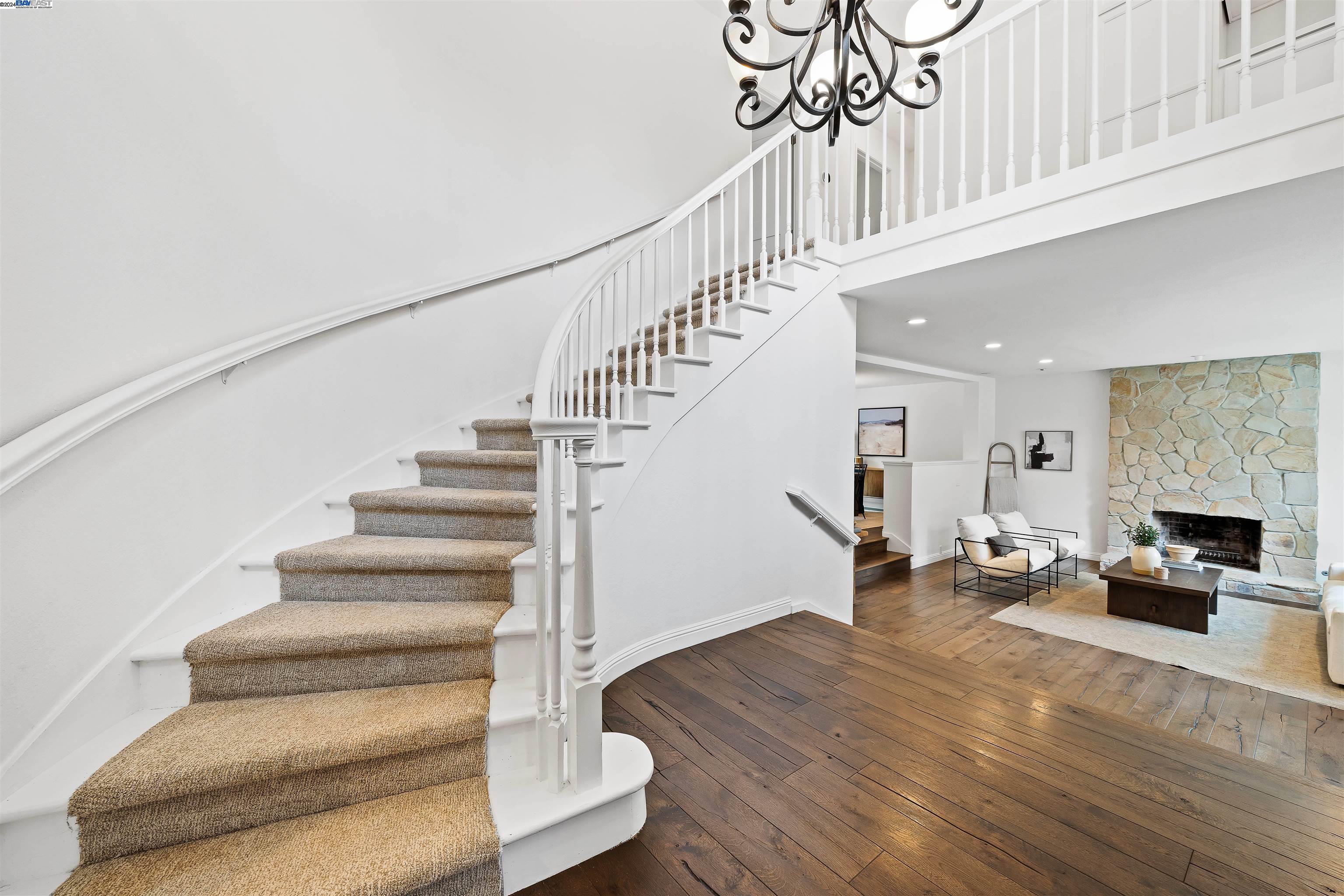 868 Ackerman Dr