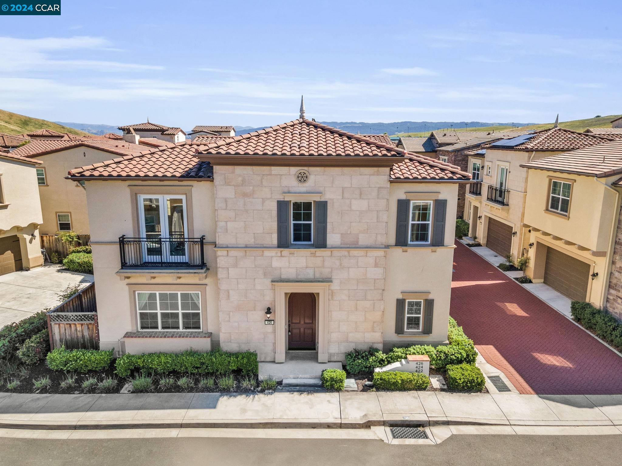 426 Silvercrown Way