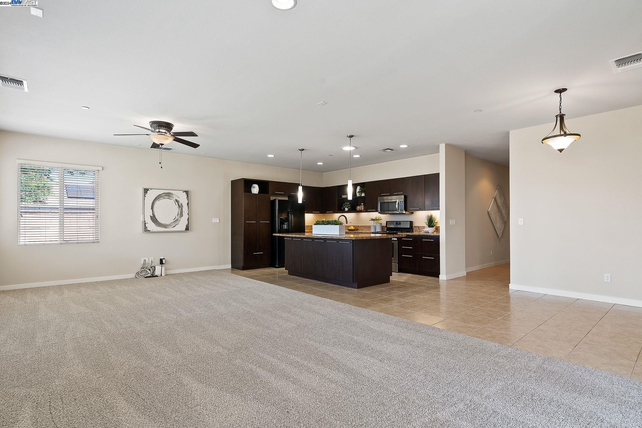 100 Clear Lake Ct
