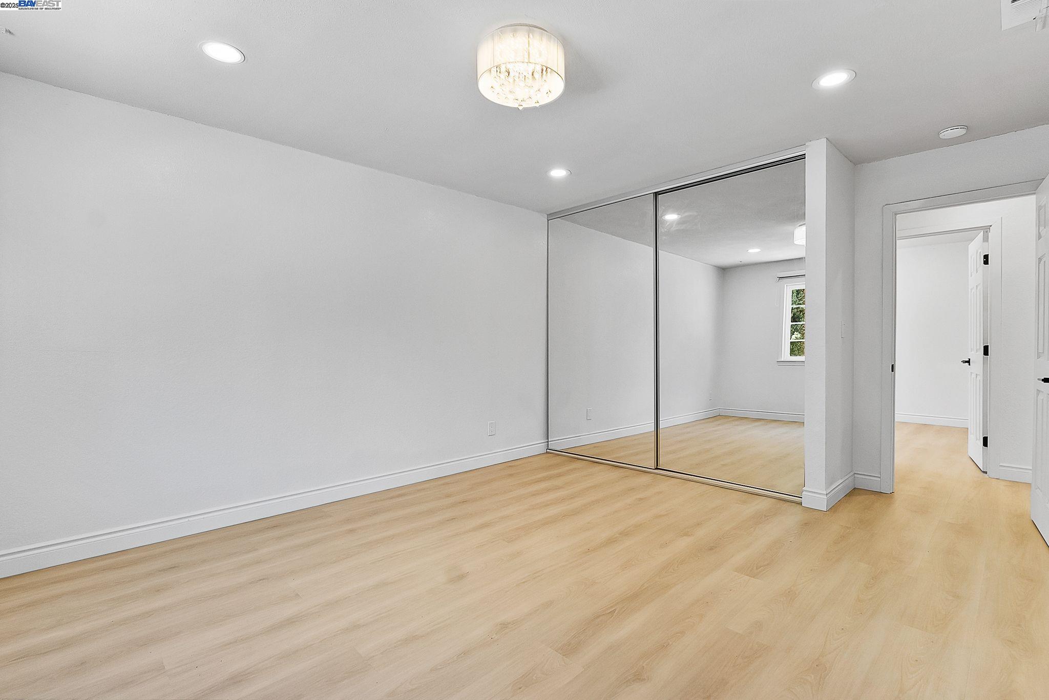 3481 Michael Pl
