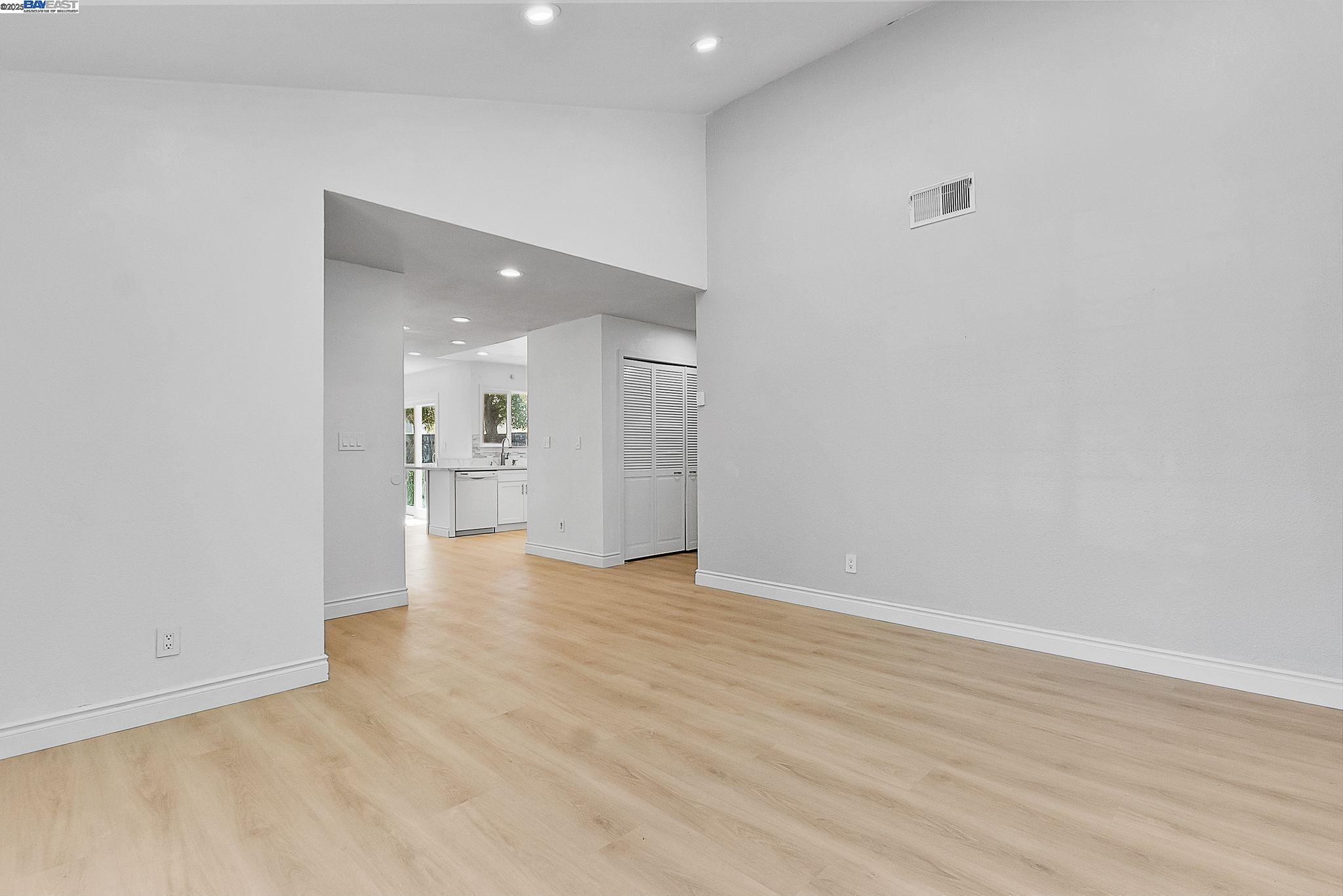 3481 Michael Pl