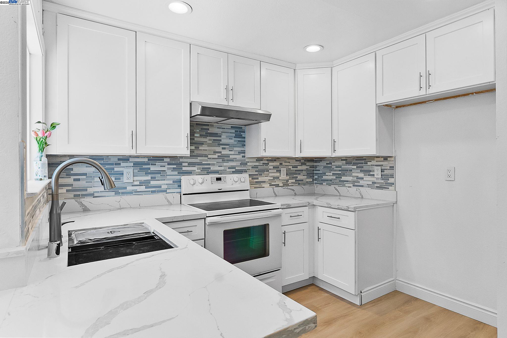 3481 Michael Pl
