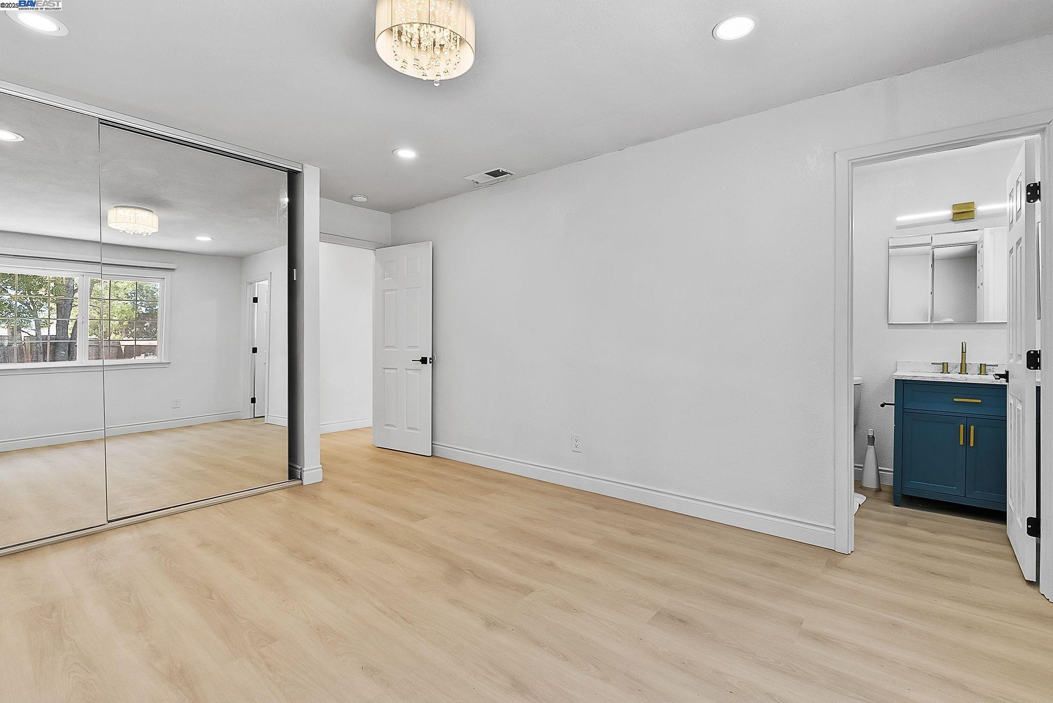 3481 Michael Pl