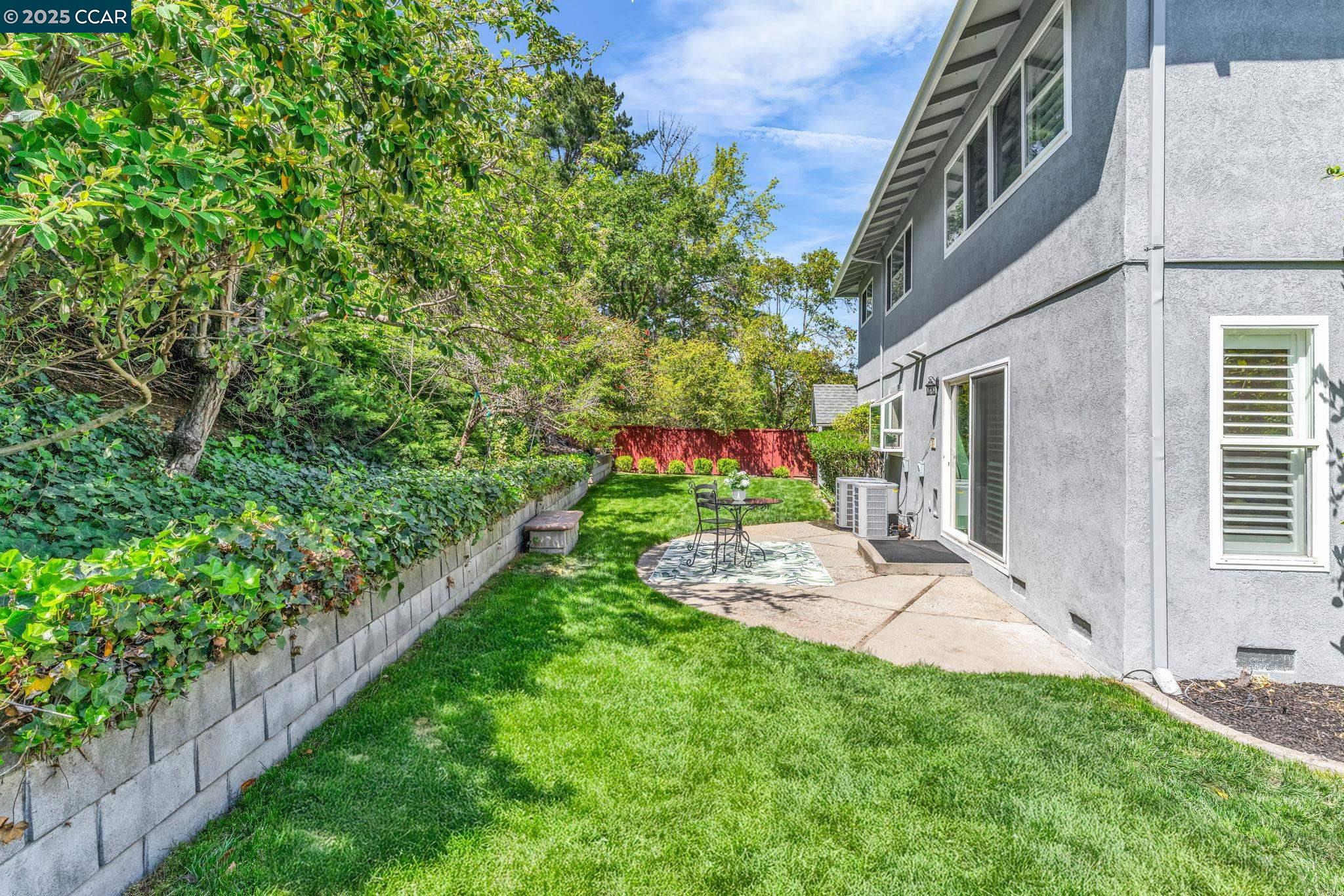 11373 Rampart Dr