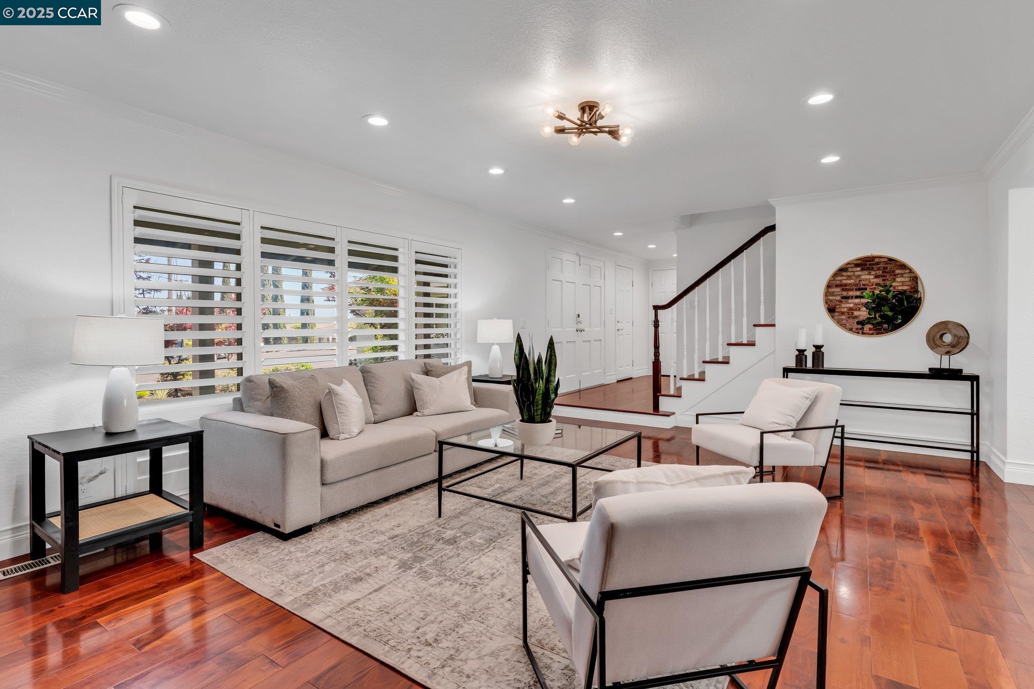 11373 Rampart Dr