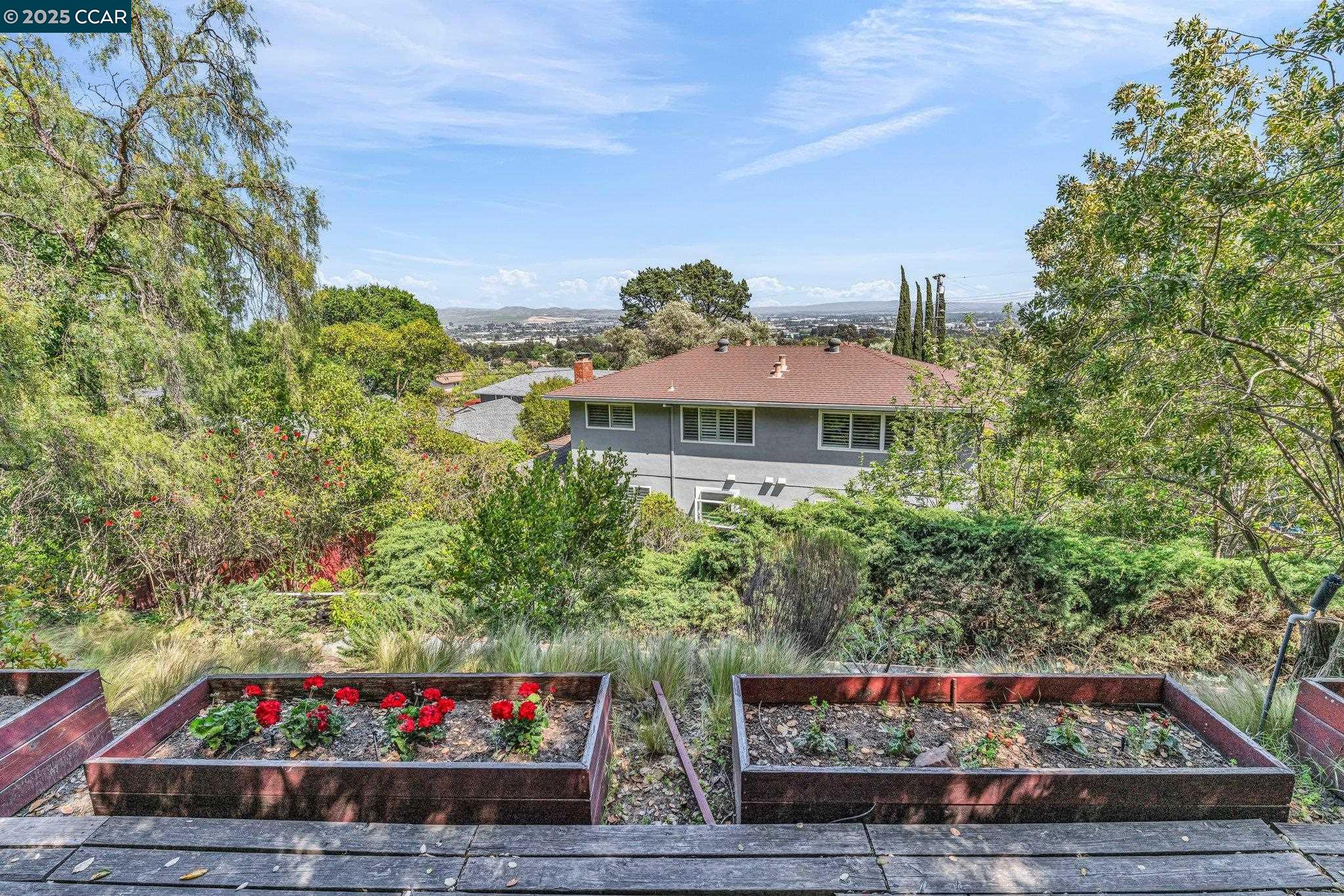11373 Rampart Dr