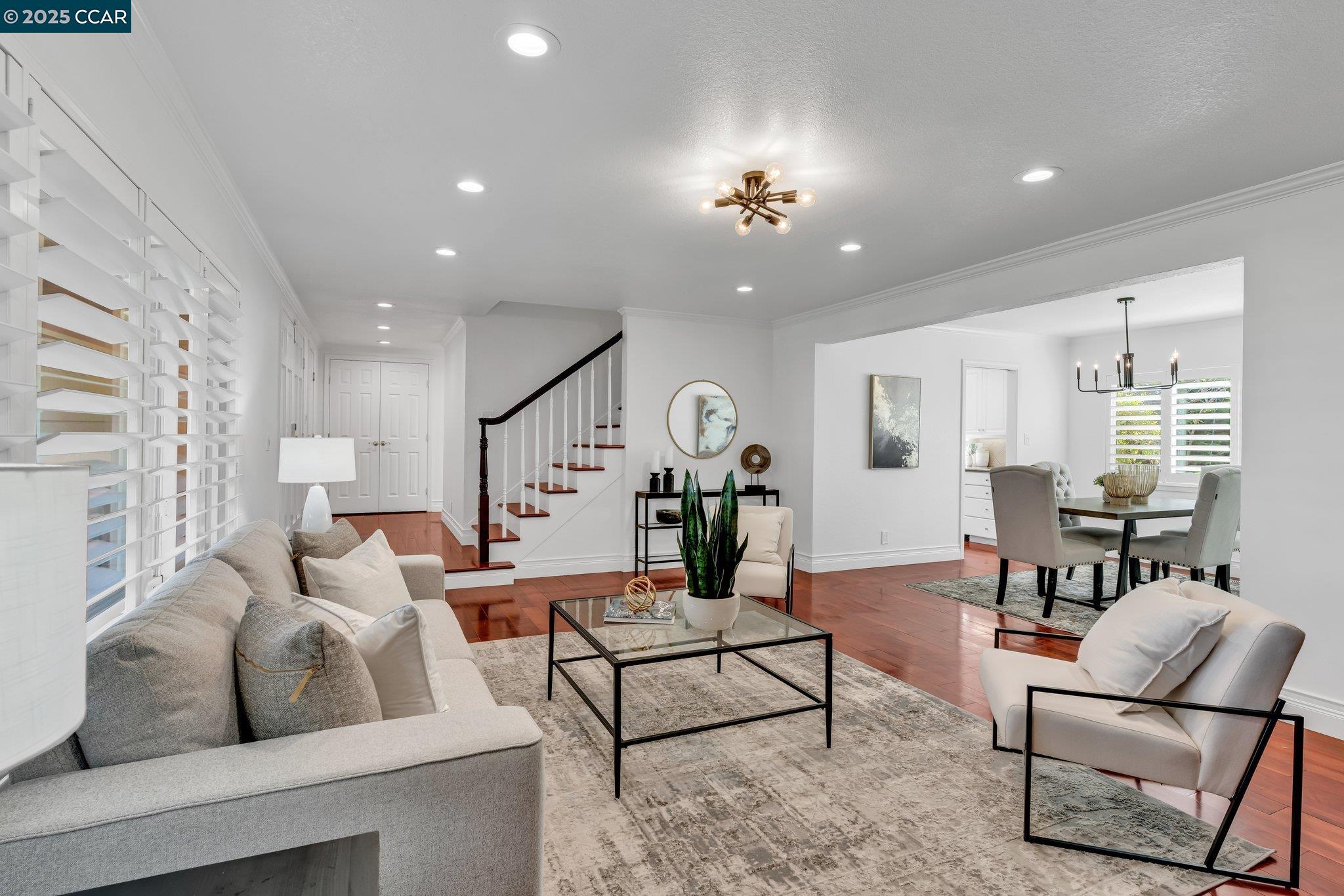 11373 Rampart Dr