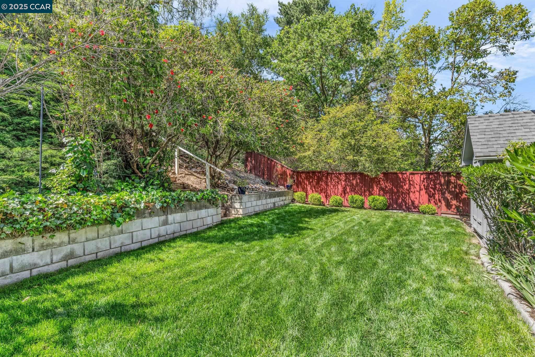 11373 Rampart Dr