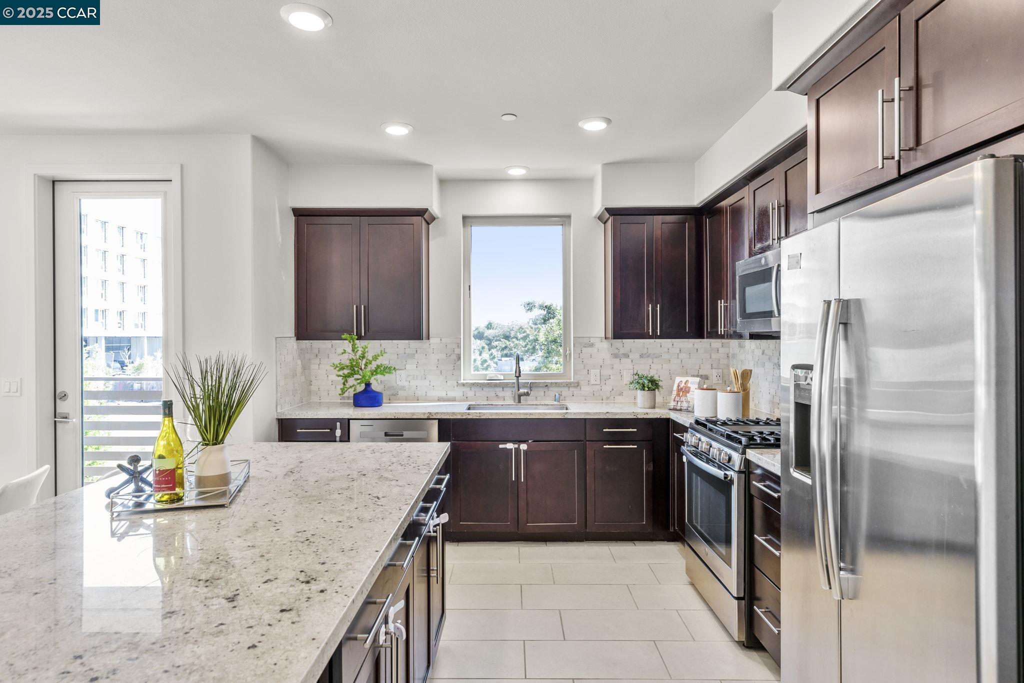320 Riesling Ave # 23