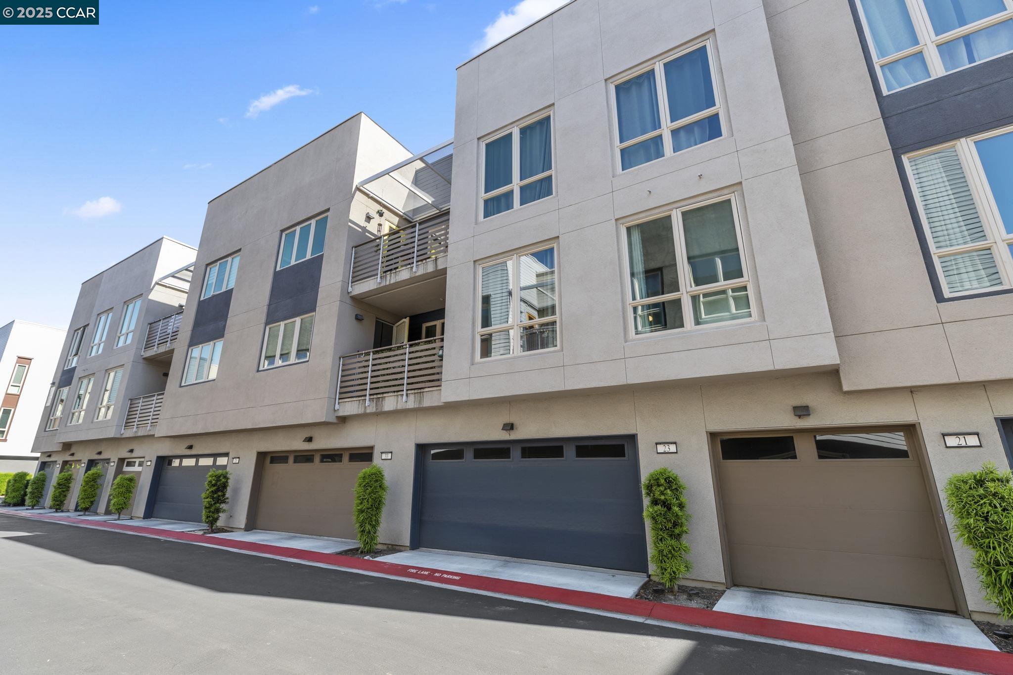 320 Riesling Ave # 23