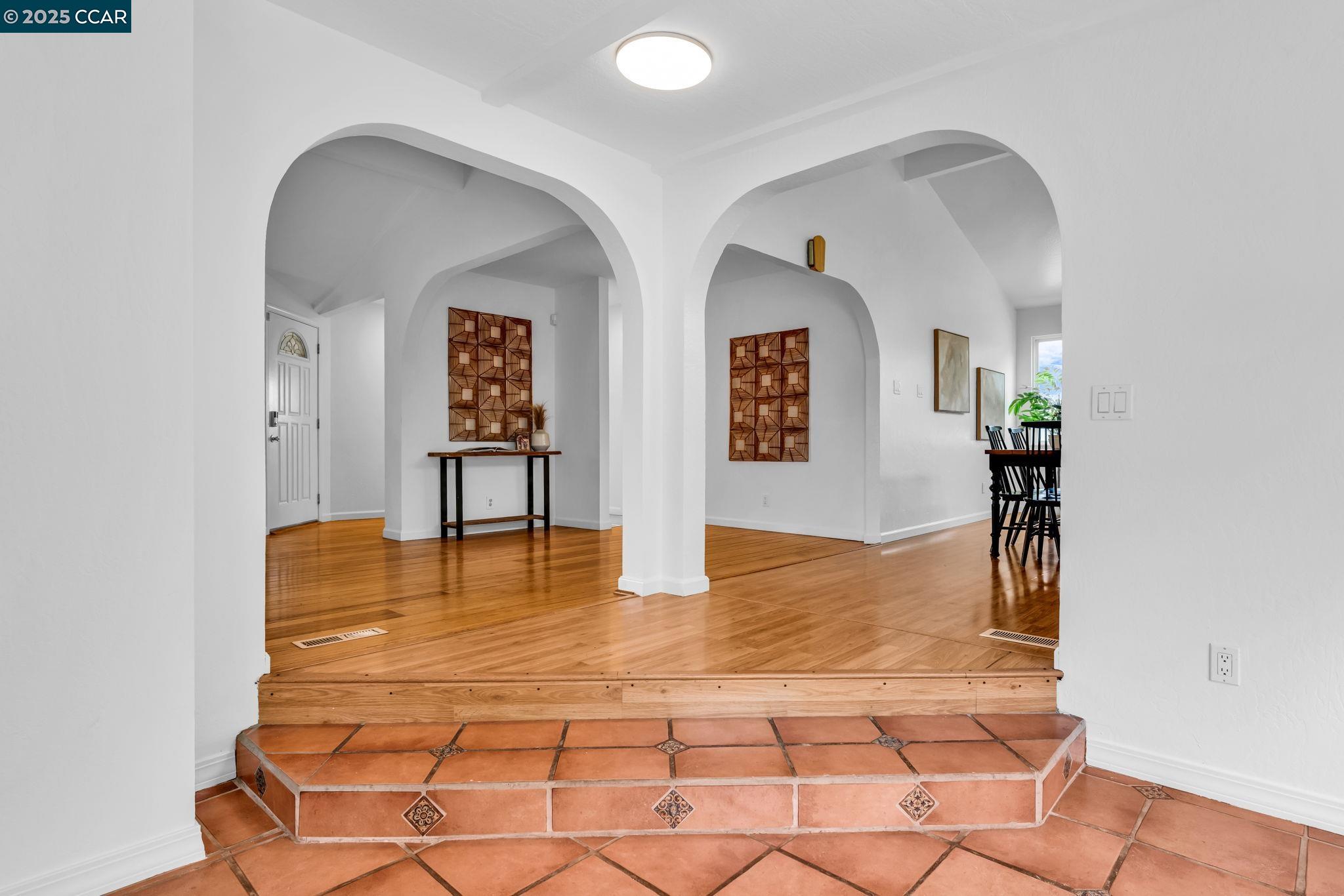 655 Tamarack Dr