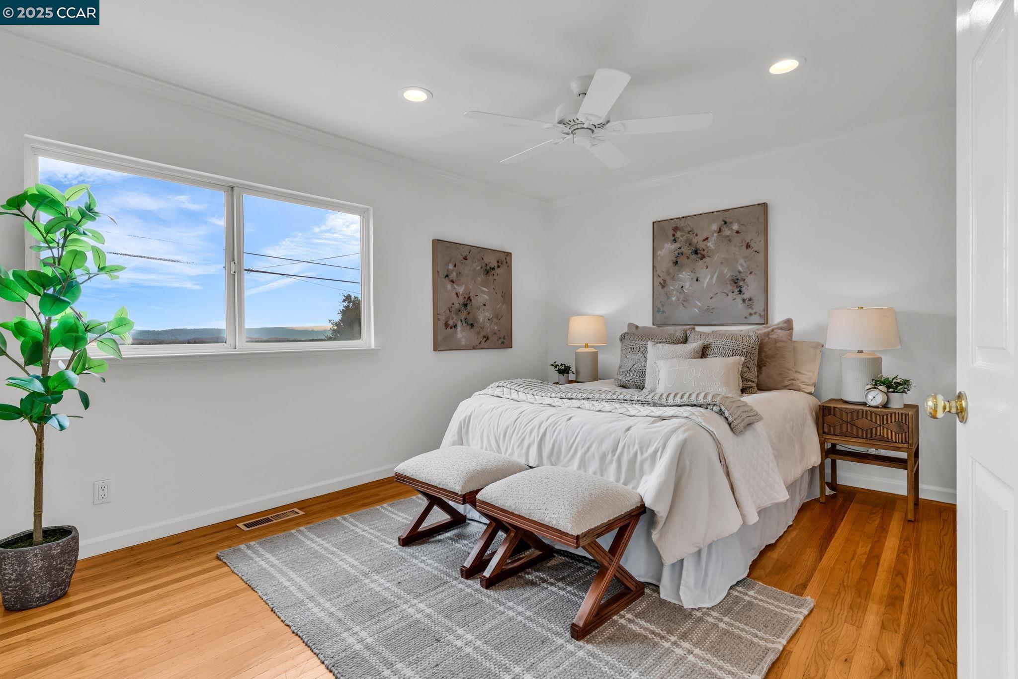 655 Tamarack Dr