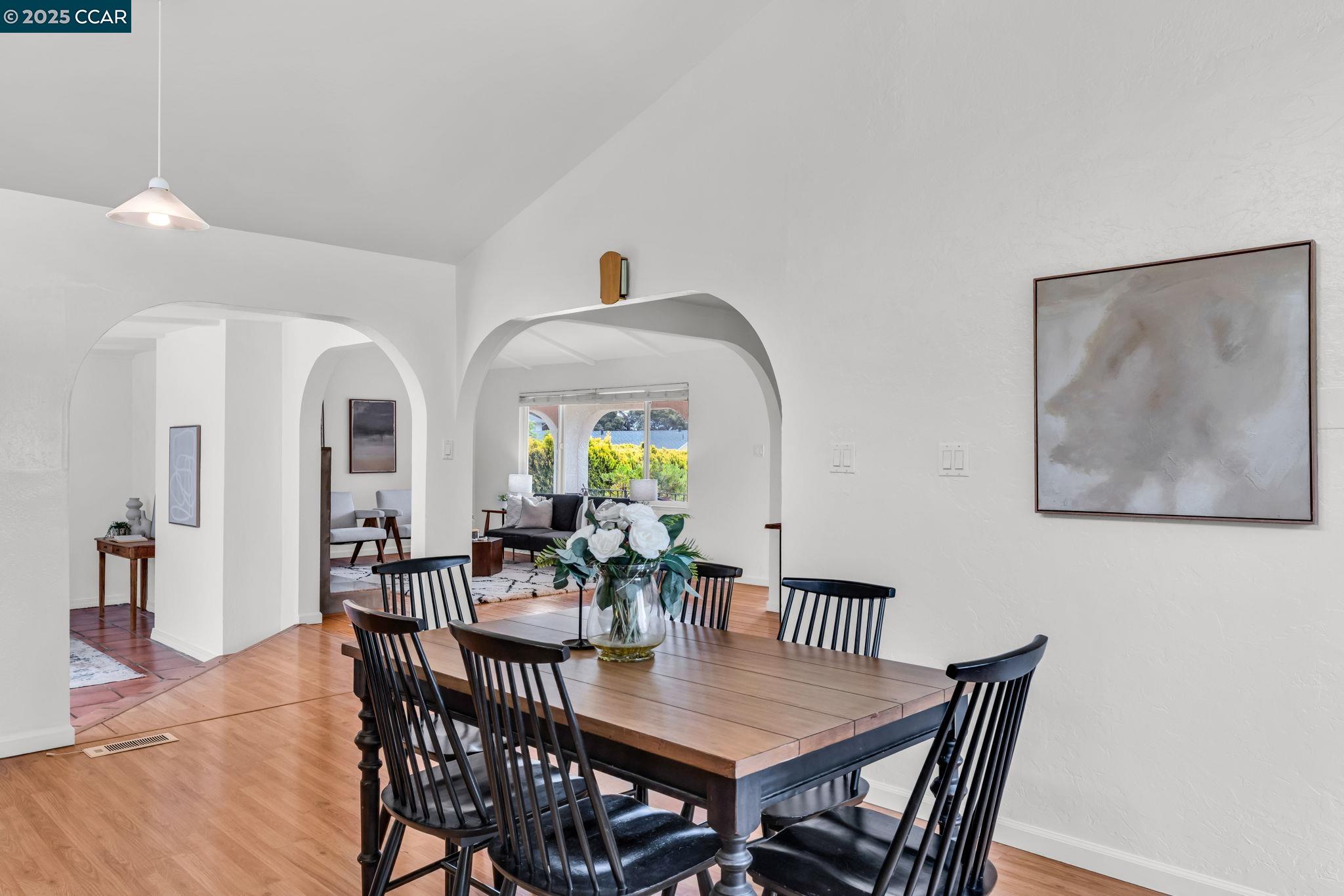 655 Tamarack Dr