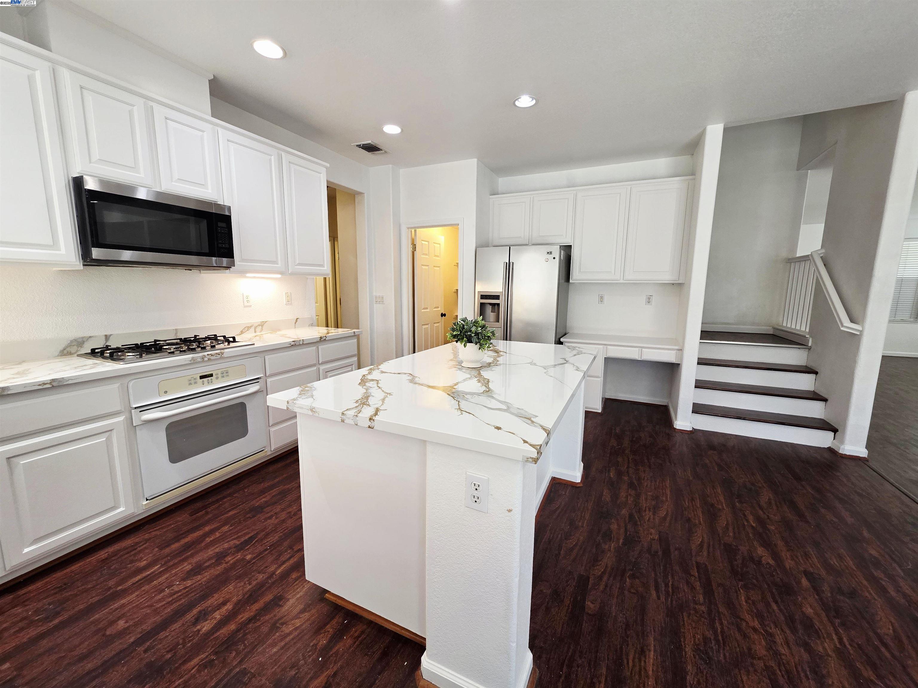 1906 Wilson Ct