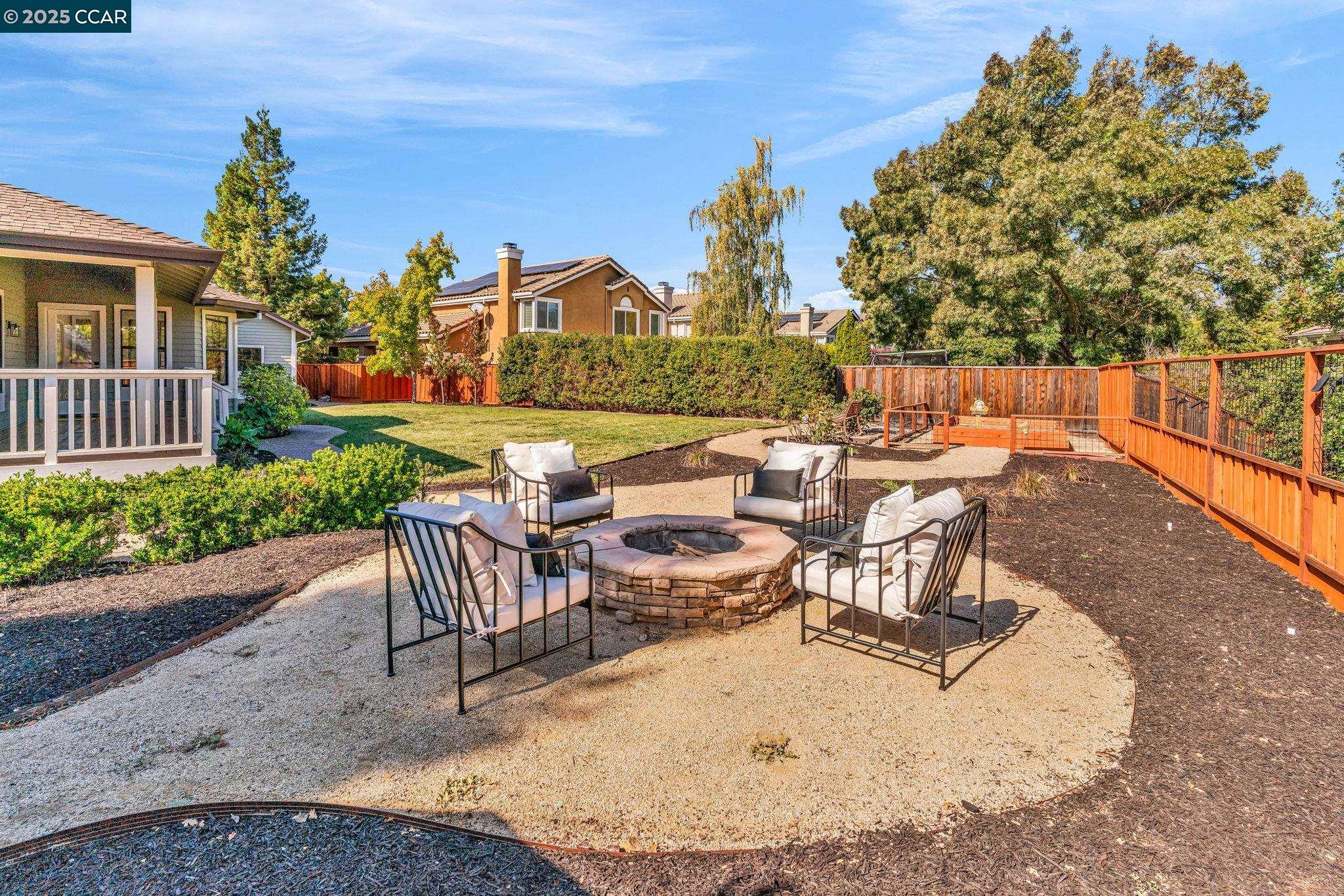 33 Bottlebrush Court, Danville
