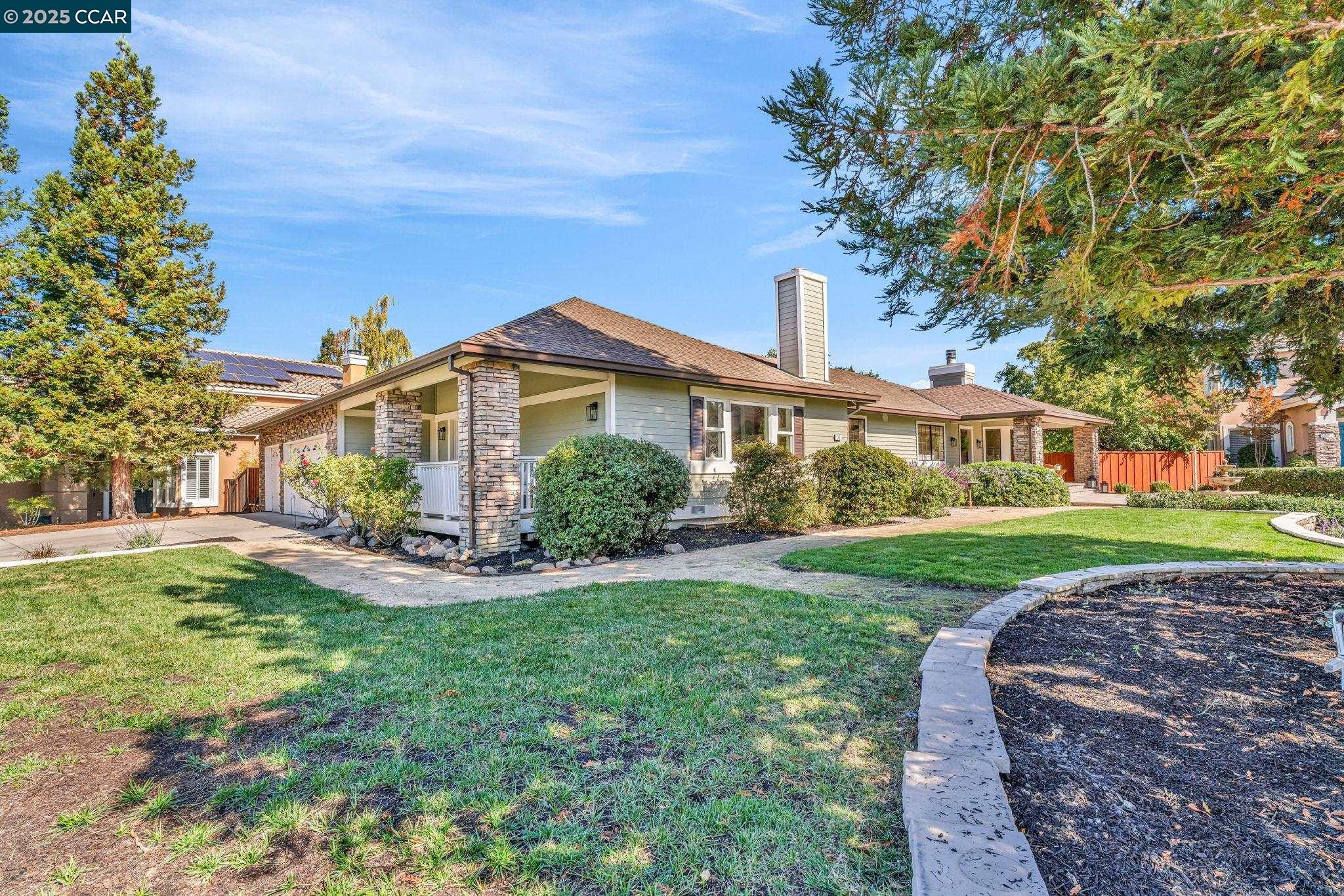 33 Bottlebrush Court, Danville