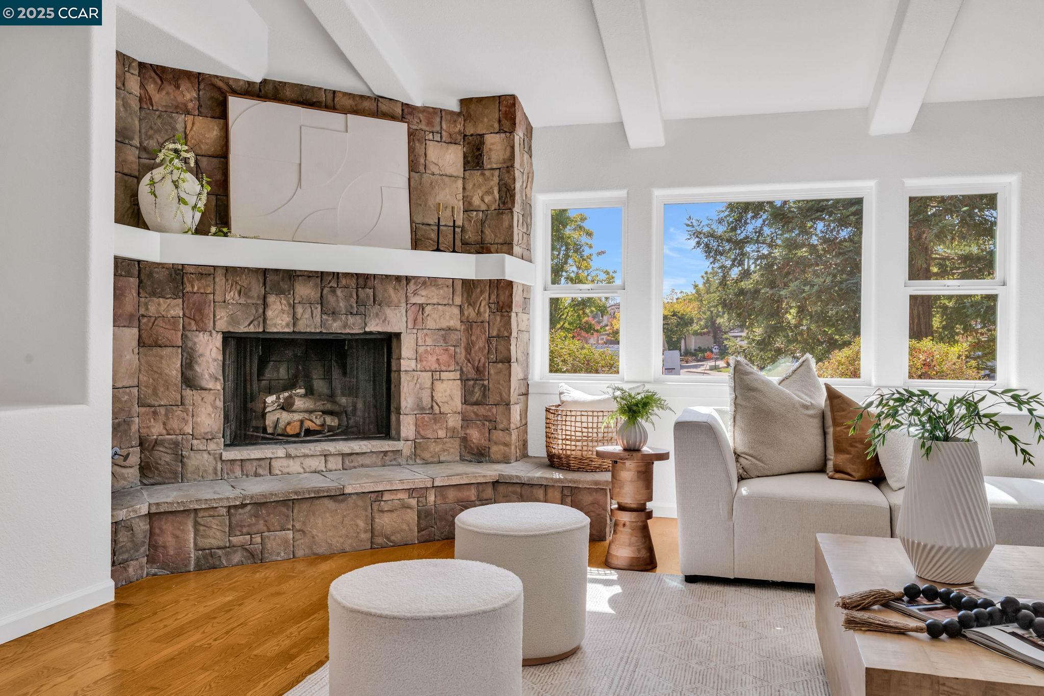 33 Bottlebrush Court, Danville