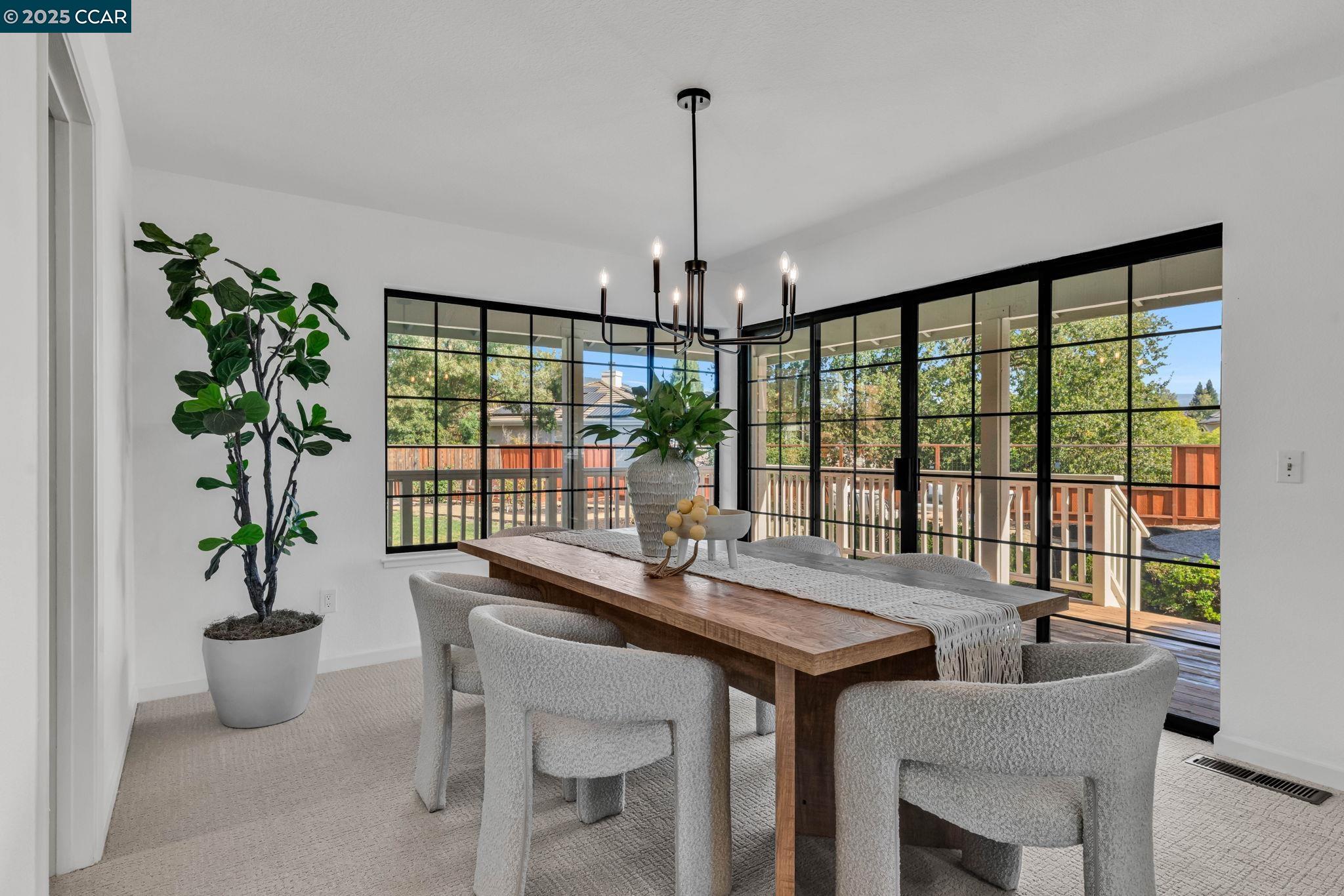 33 Bottlebrush Court, Danville