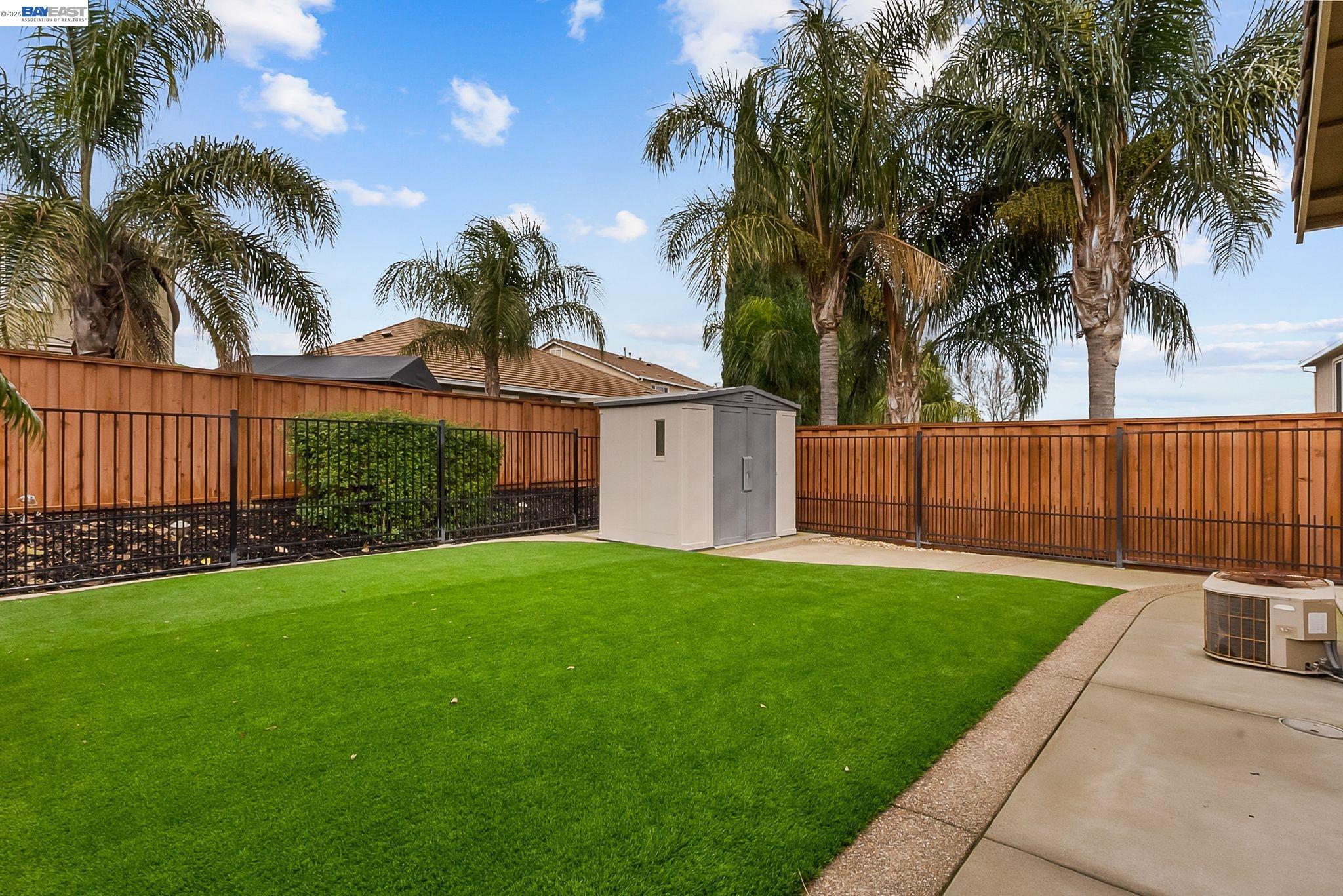 3800 Pintail Dr