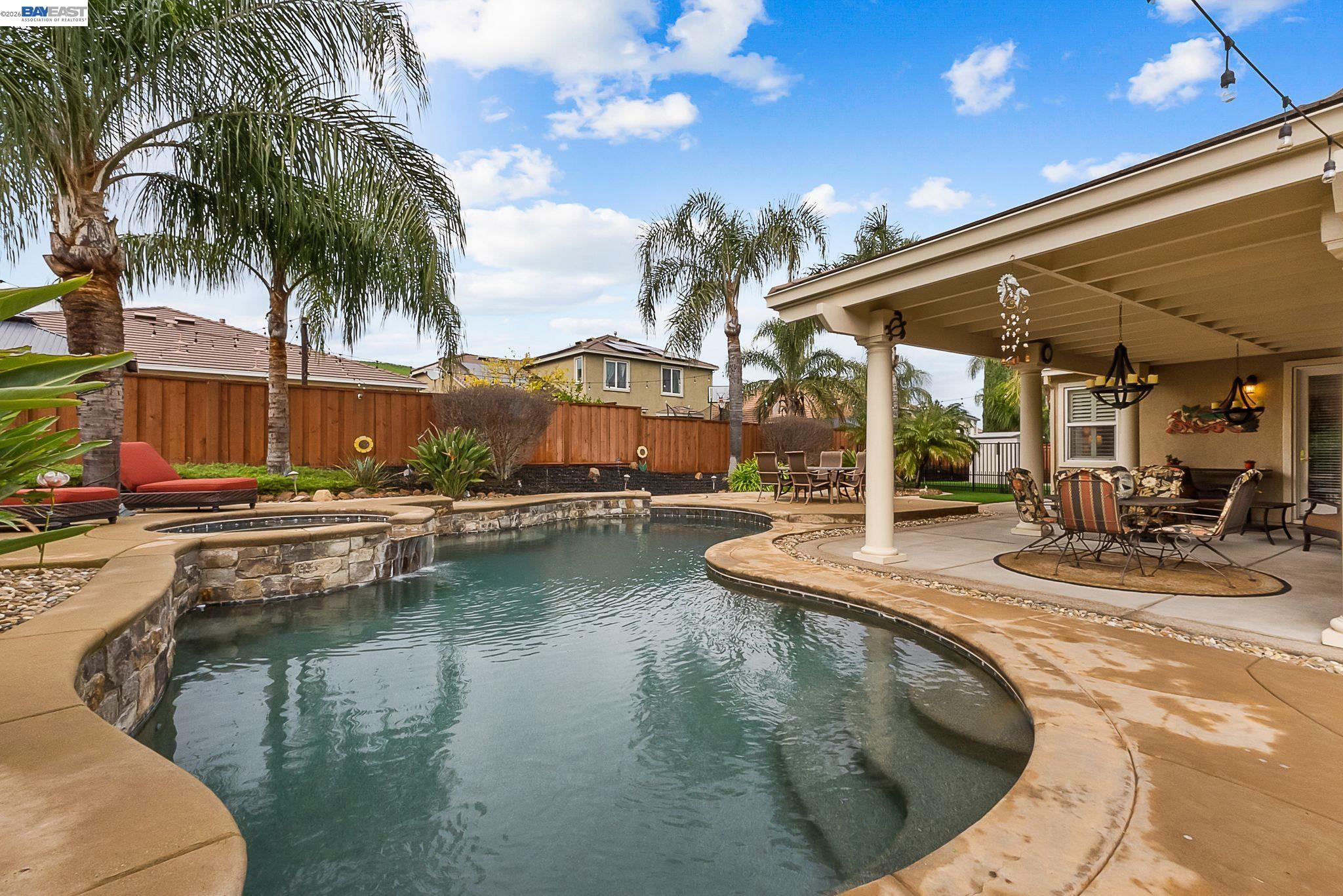 3800 Pintail Dr
