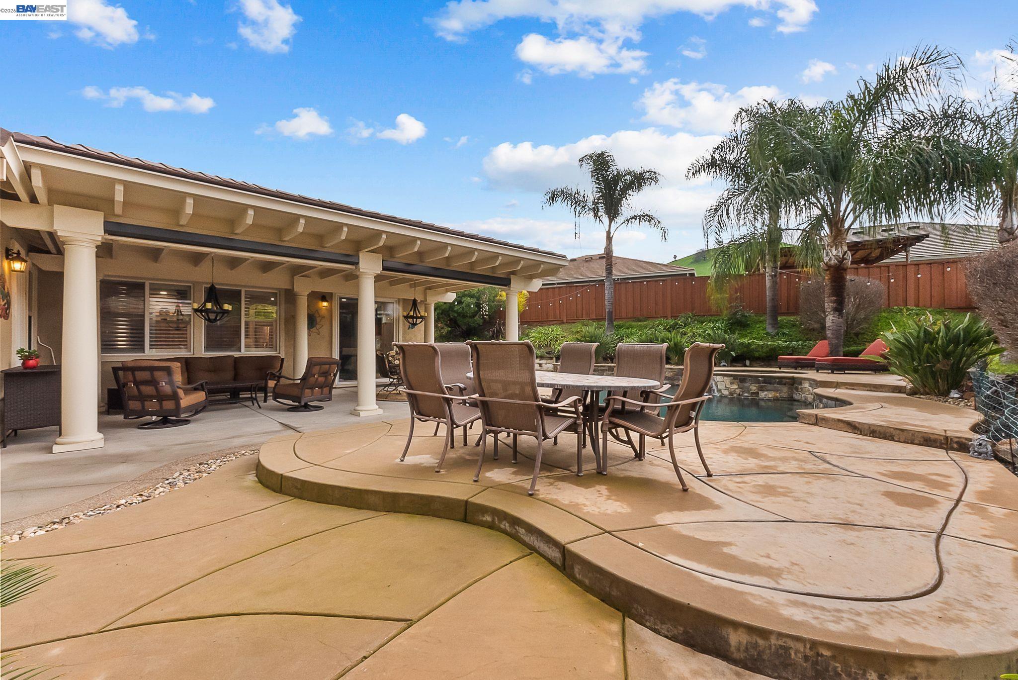 3800 Pintail Dr