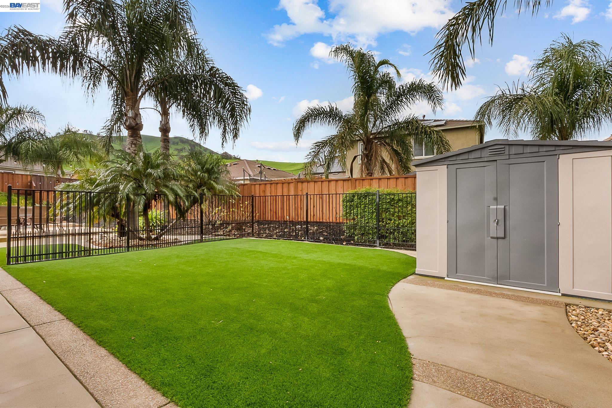3800 Pintail Dr