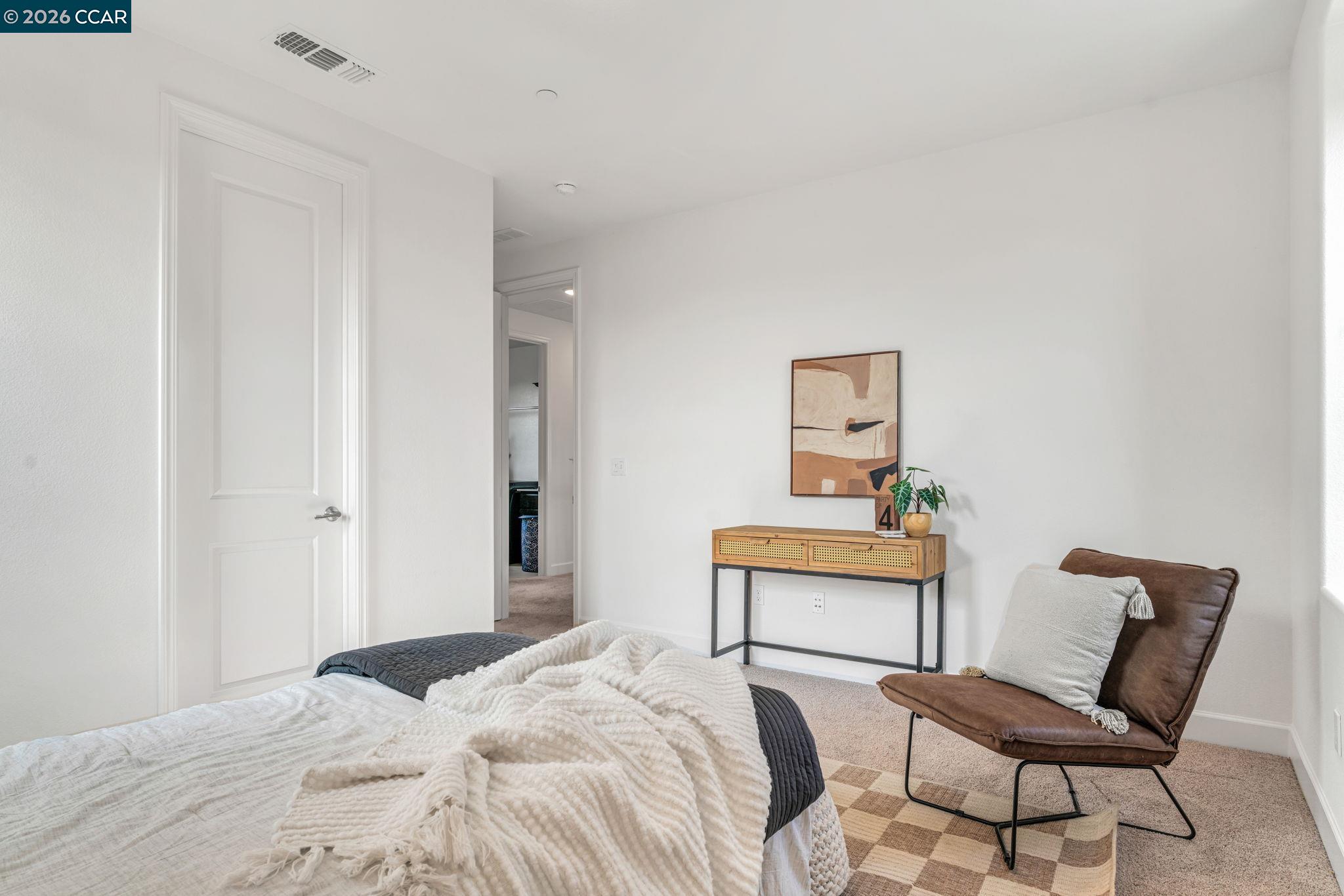 1553 S Perkins Place