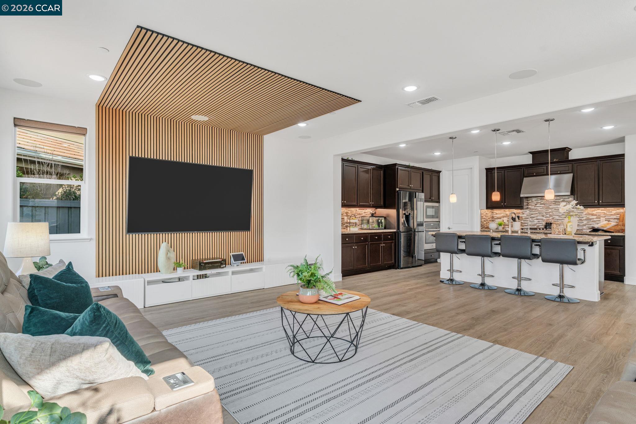 1553 S Perkins Place