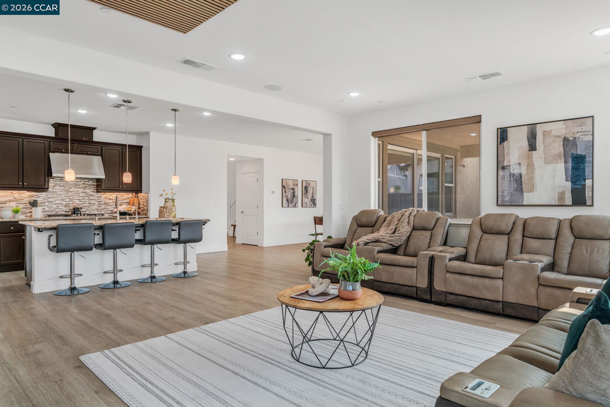 1553 S Perkins Place