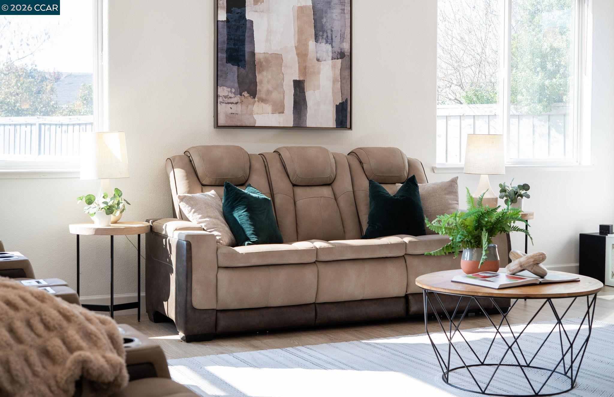 1553 S Perkins Place