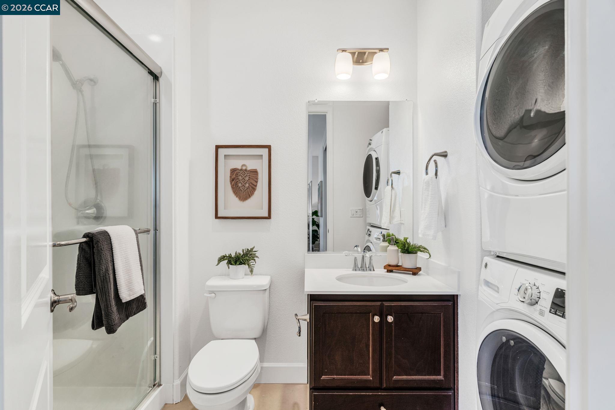 1553 S Perkins Place