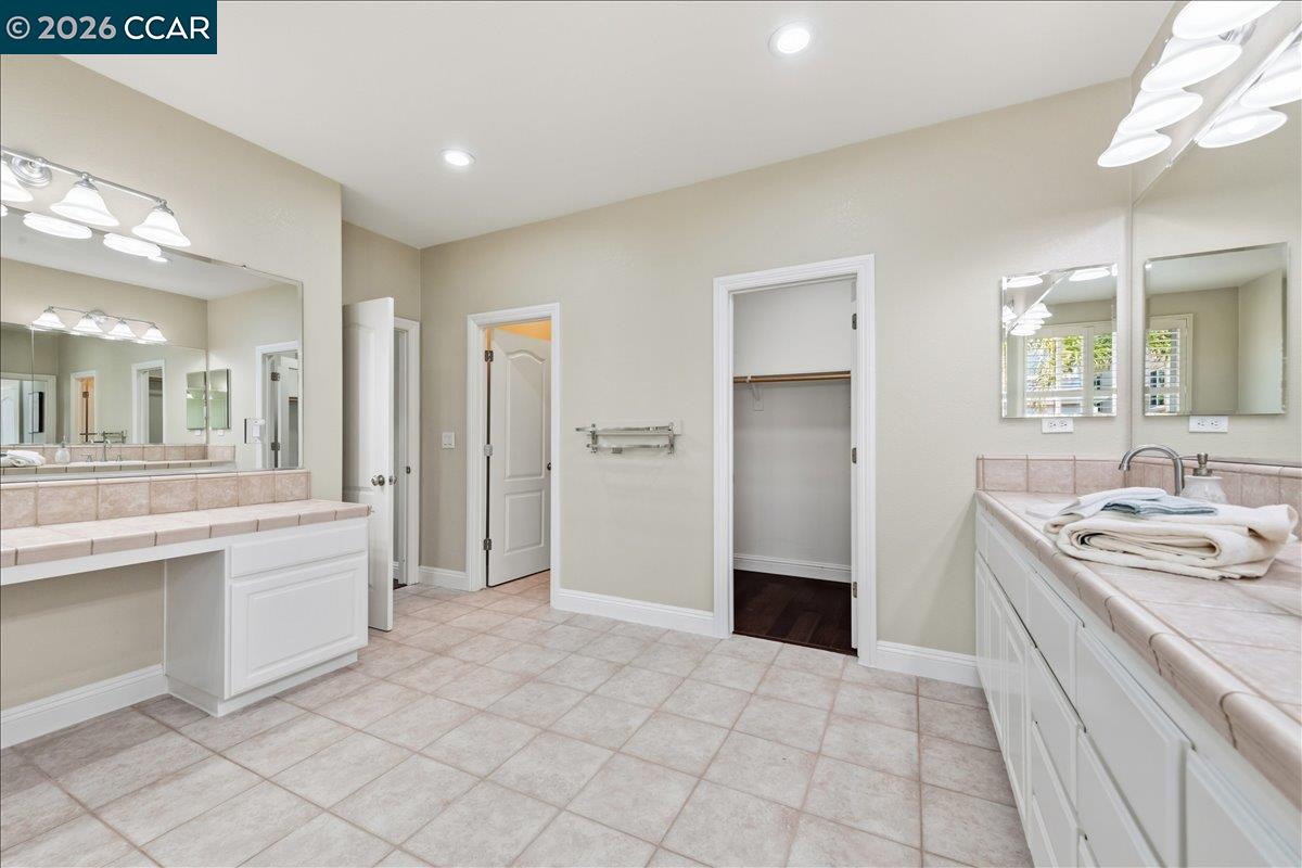 2536 Craneford Way