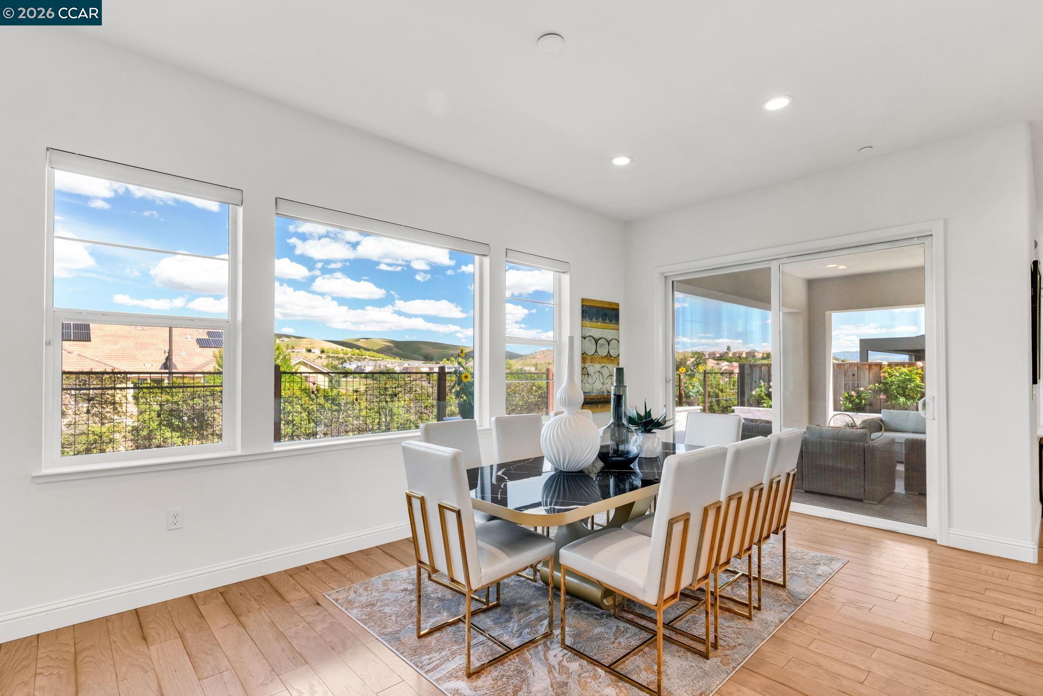 6937 Atlas Peak Dr