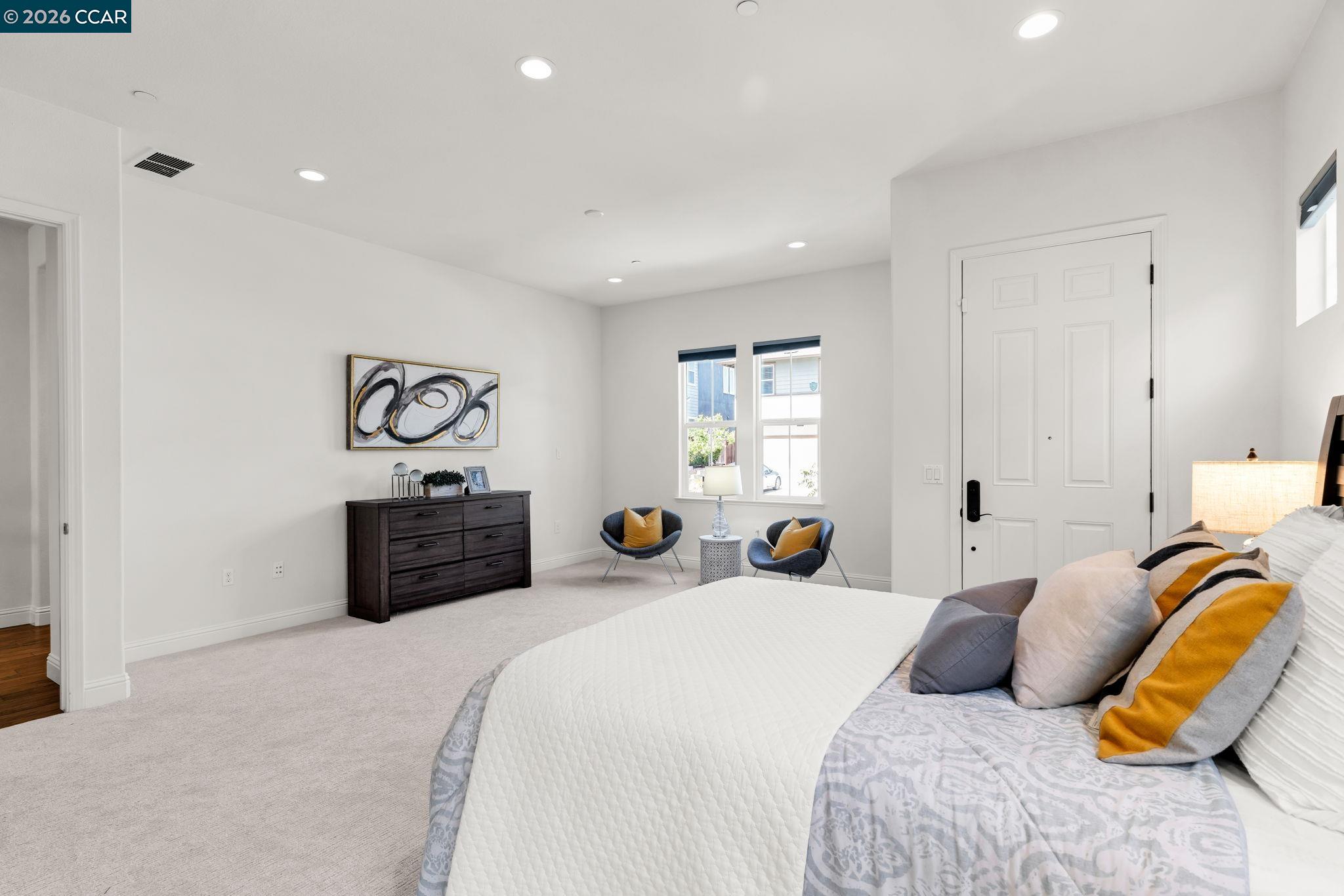 4252 Oak Knoll Dr