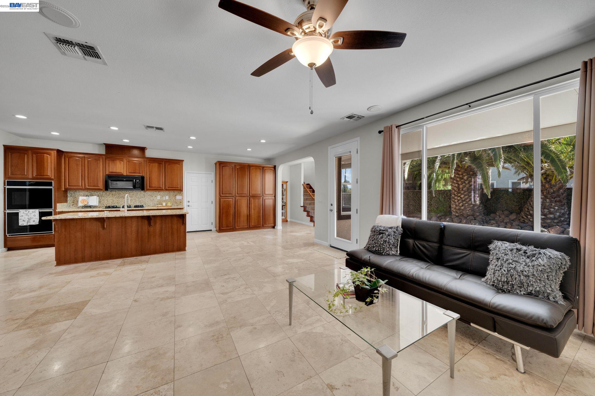 6391 Crystal Springs Cir