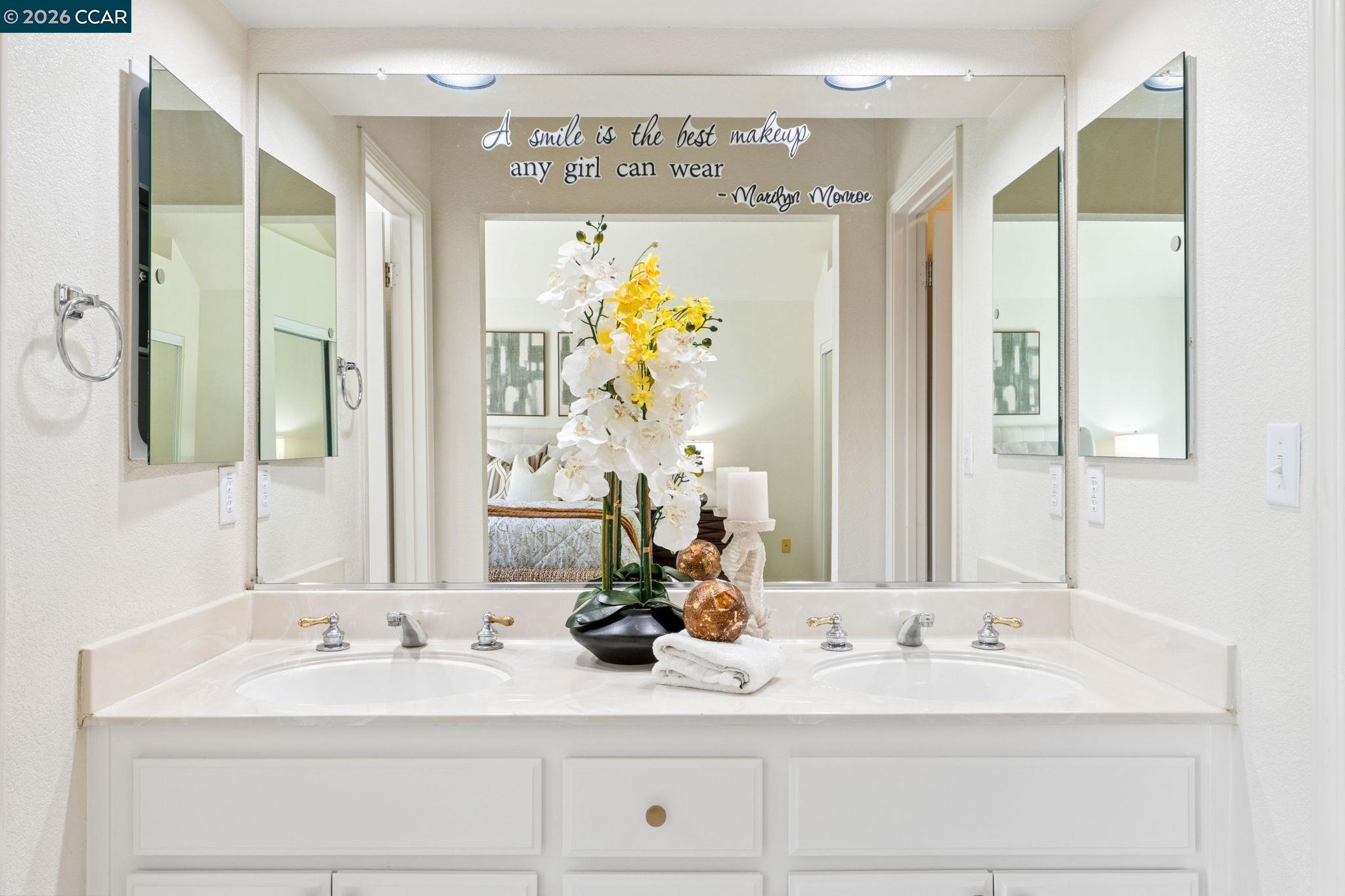 300 Fiddle Creek Pl