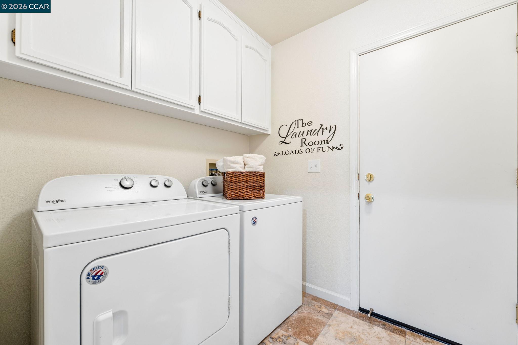 300 Fiddle Creek Pl