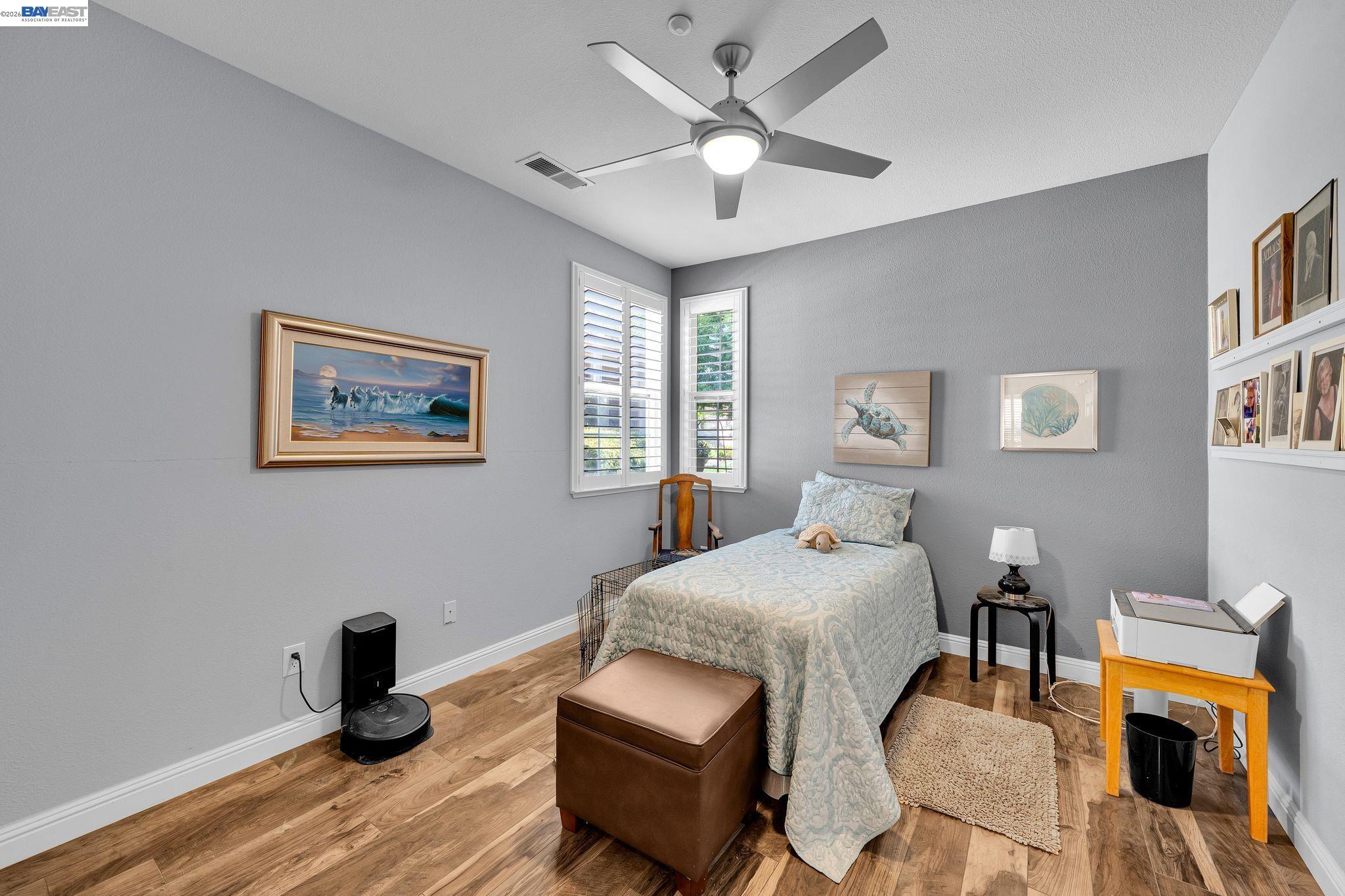 1450 Bismarck Ln
