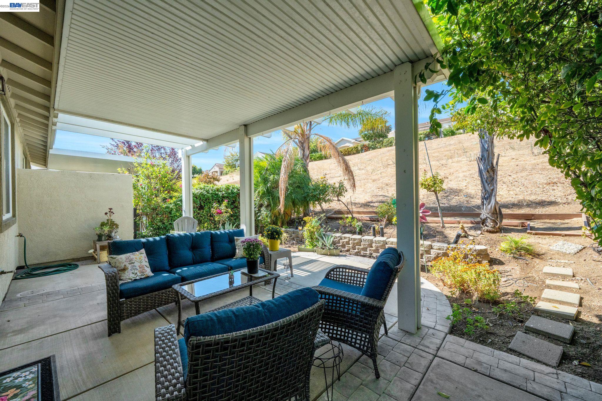 1450 Bismarck Ln