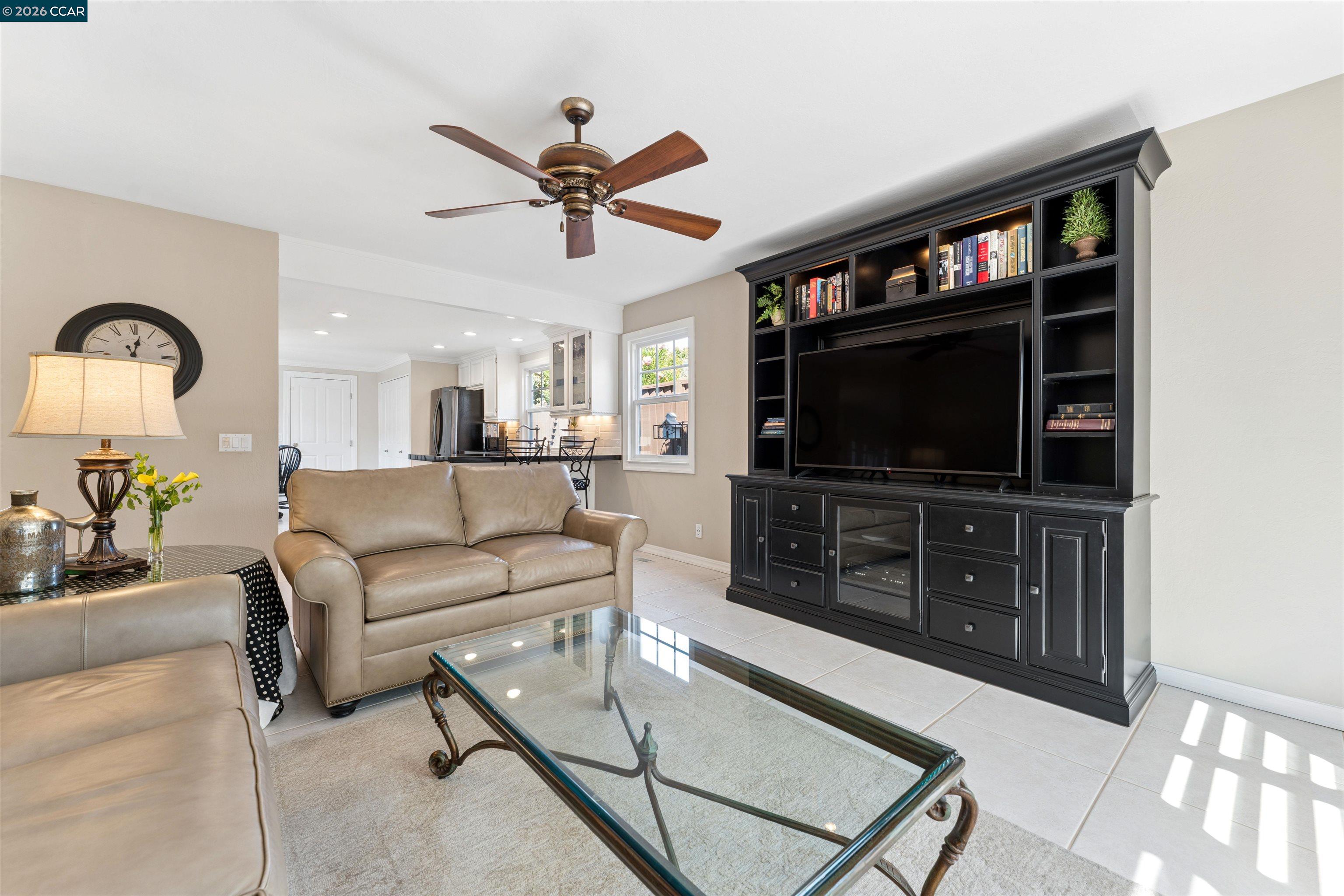 1091 Harvest Cir