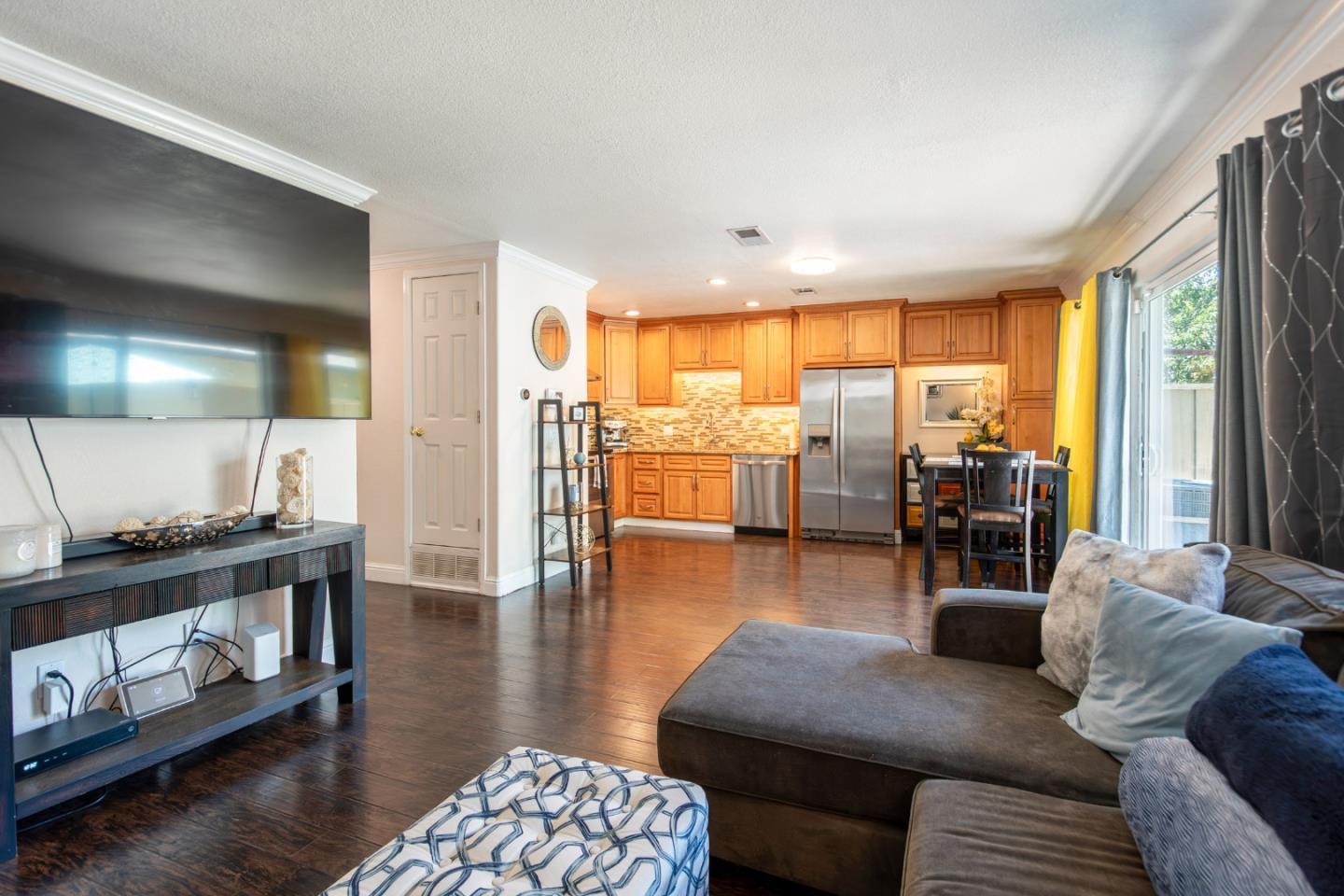 1105 Whirlow PL