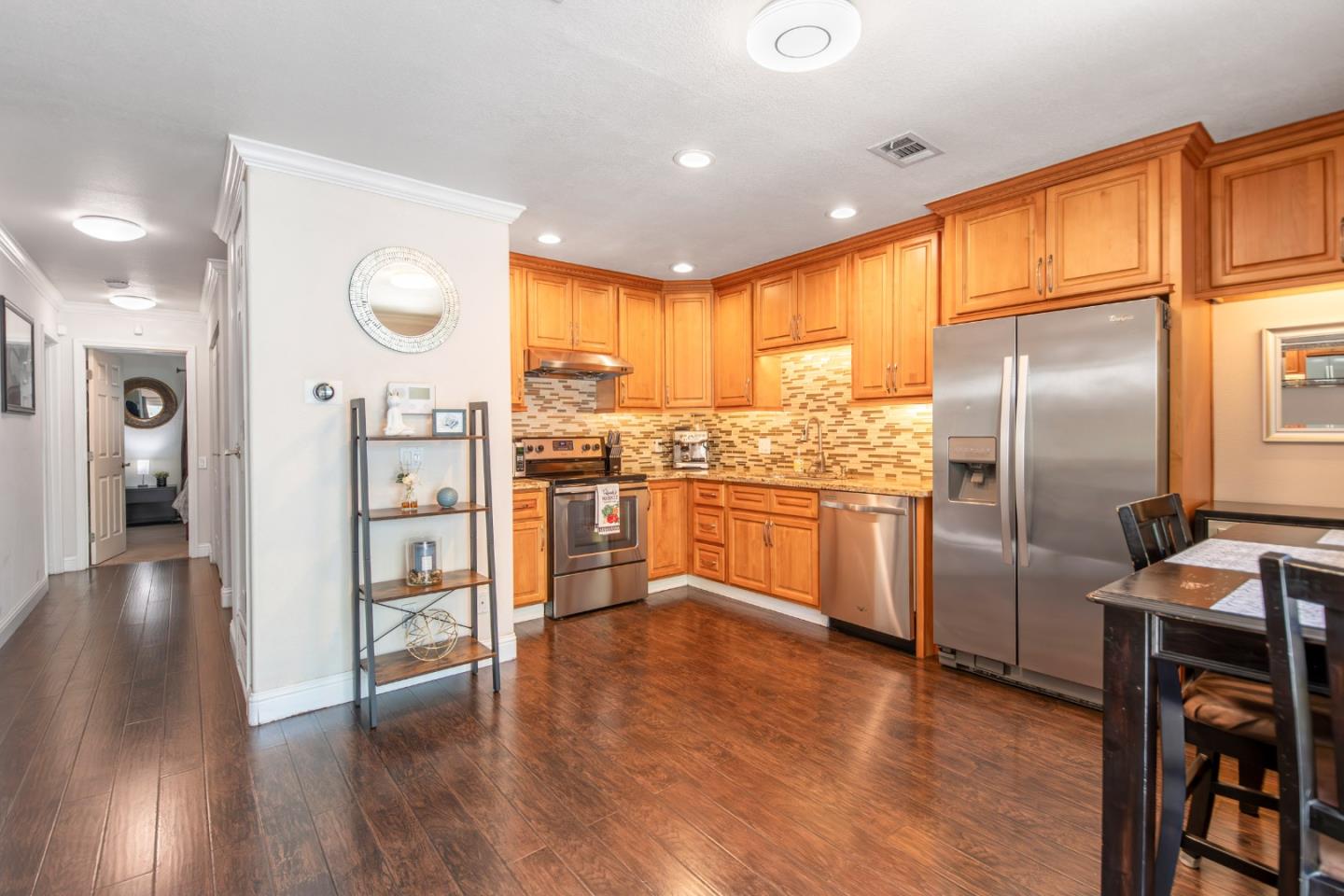 1105 Whirlow PL
