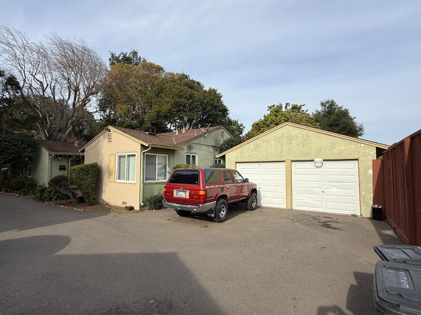 1859 Woodland Avenue