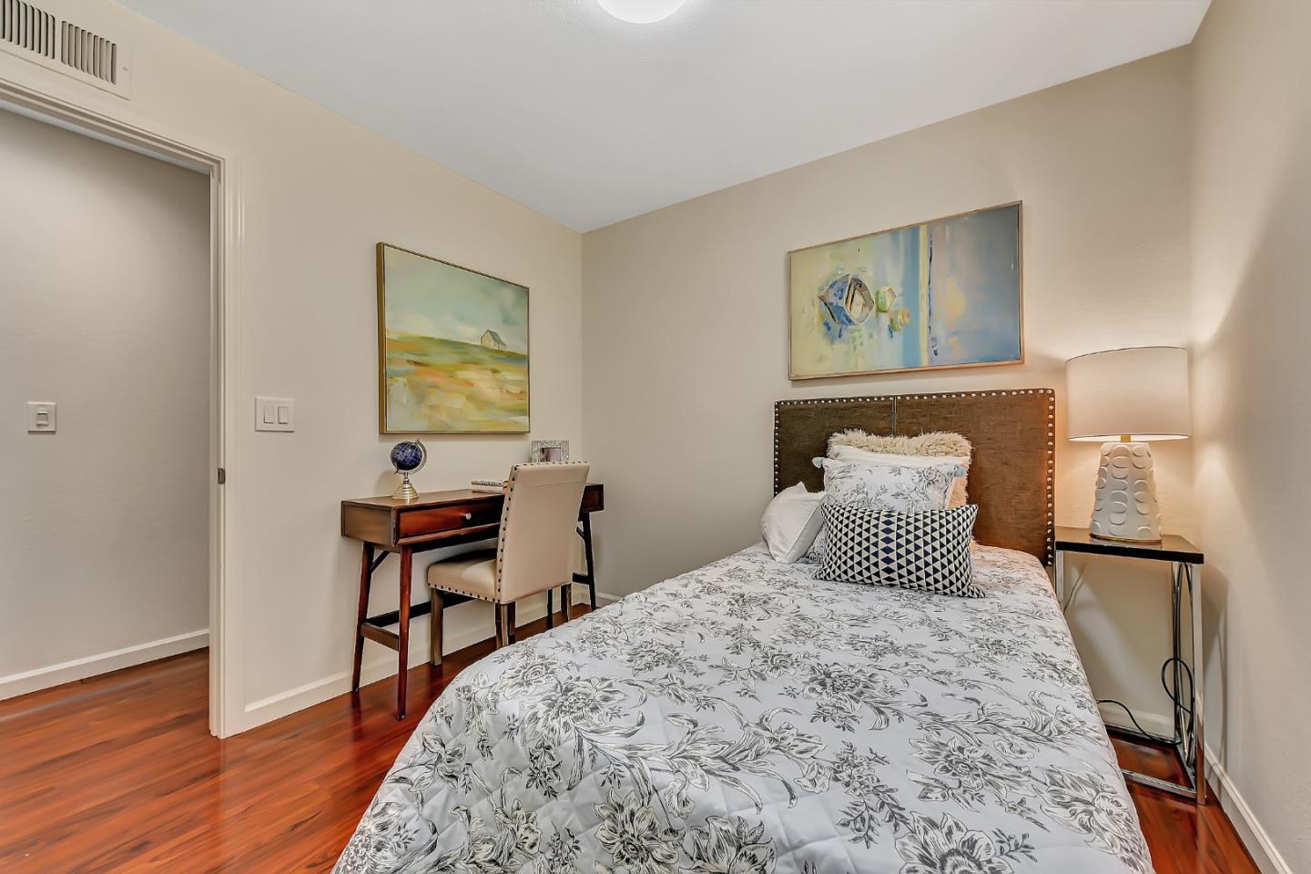 852 Vintage WAY