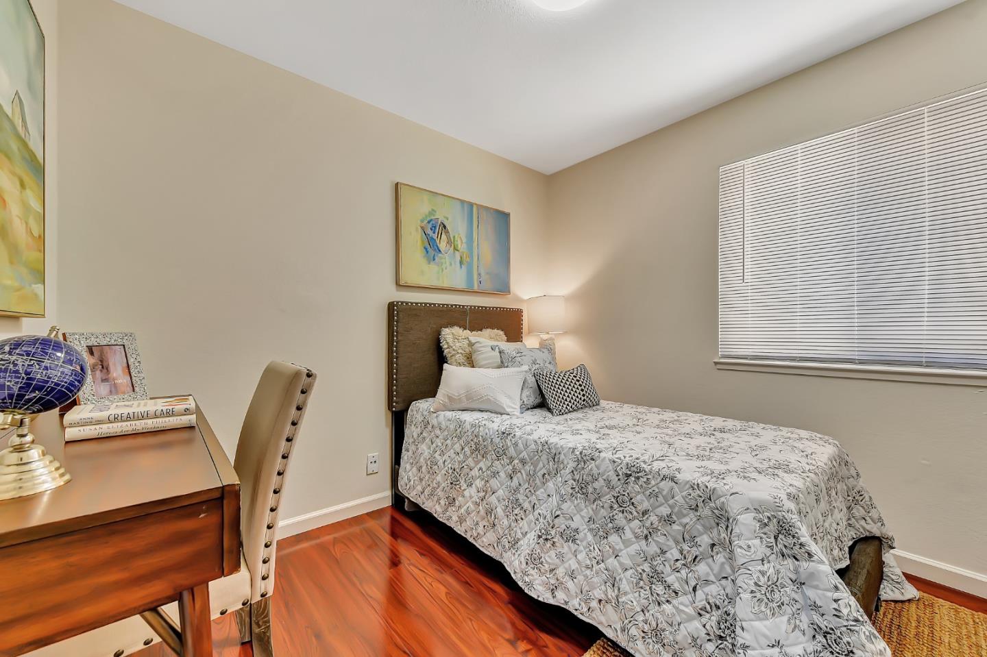 852 Vintage WAY