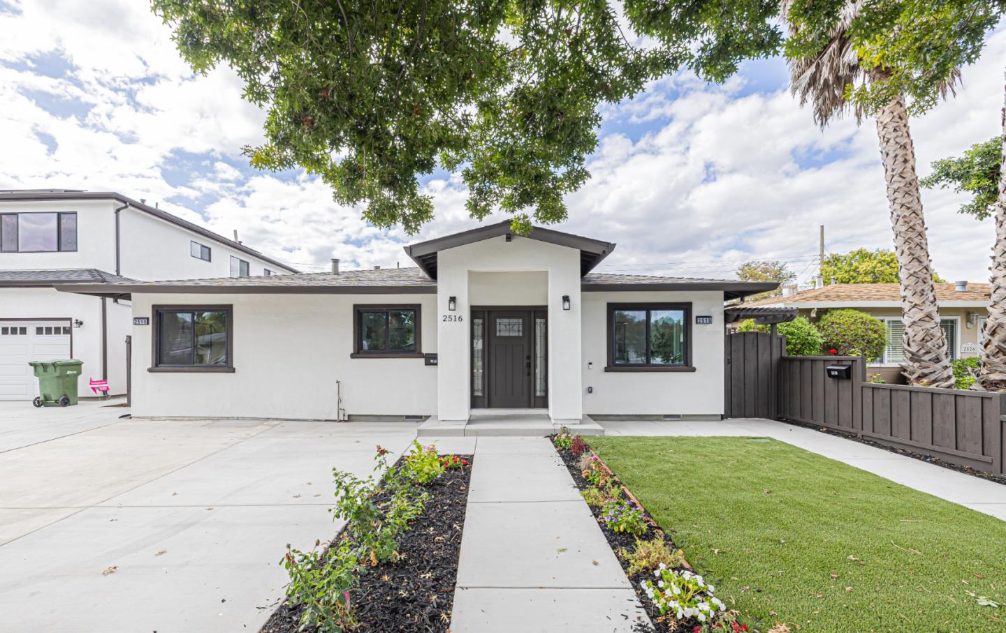 2516 Parkland Court